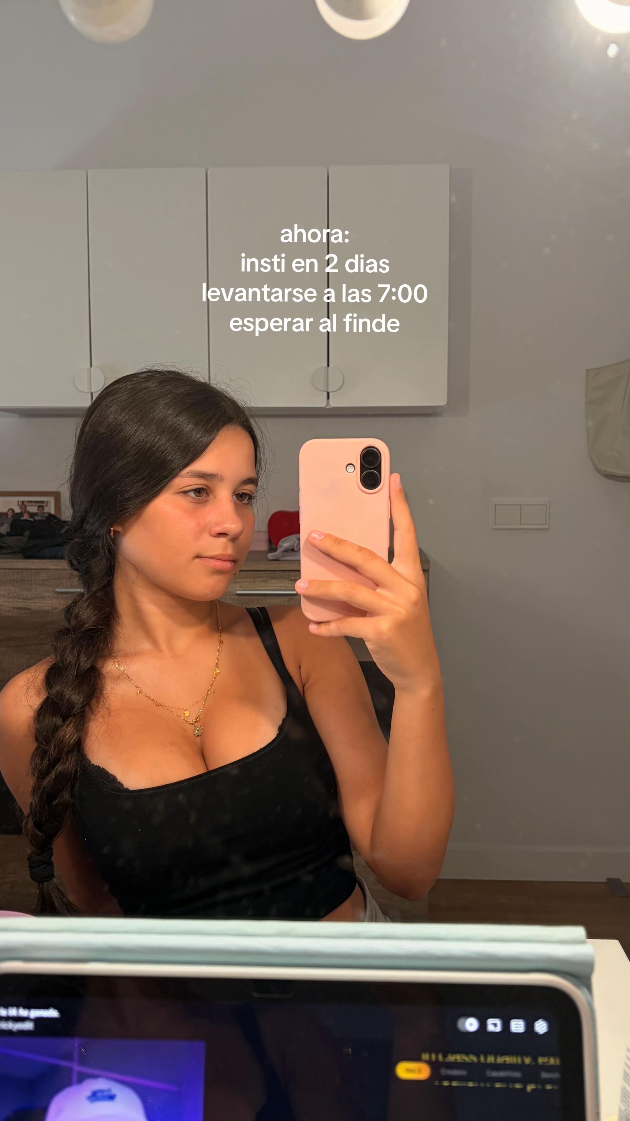@𝘮𝘢𝘳𝘵𝘢 𝘴𝘦𝘨𝘶𝘳𝘢