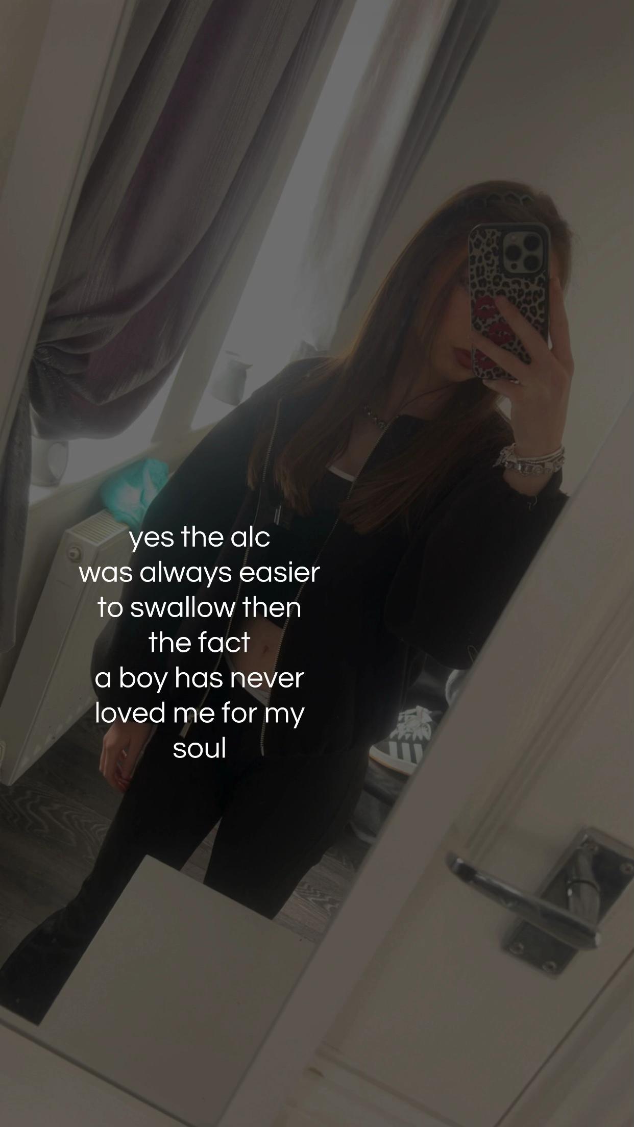 @𝐎𝐥𝐢𝐯𝐢𝐚