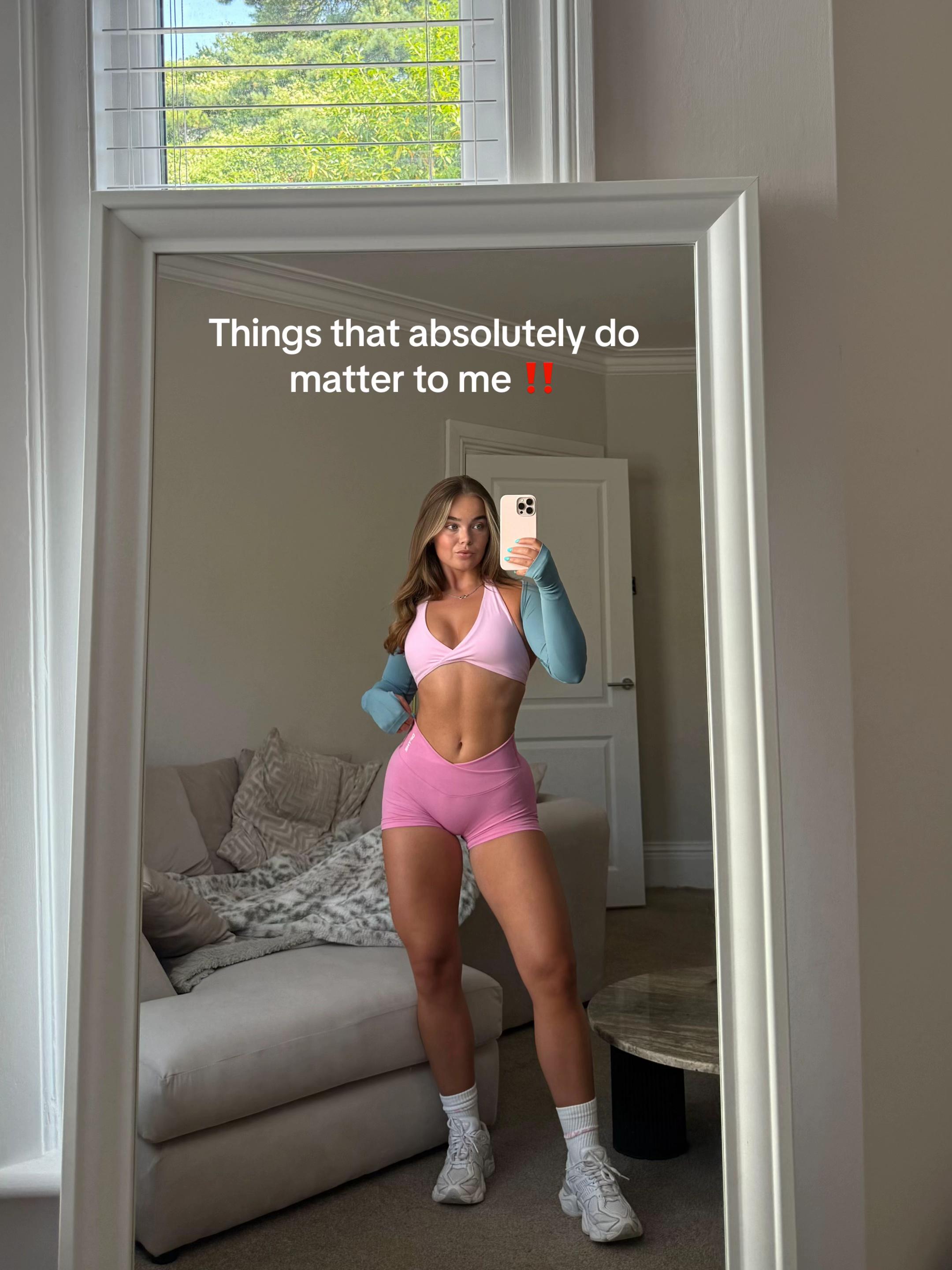 @lil.ashtonn