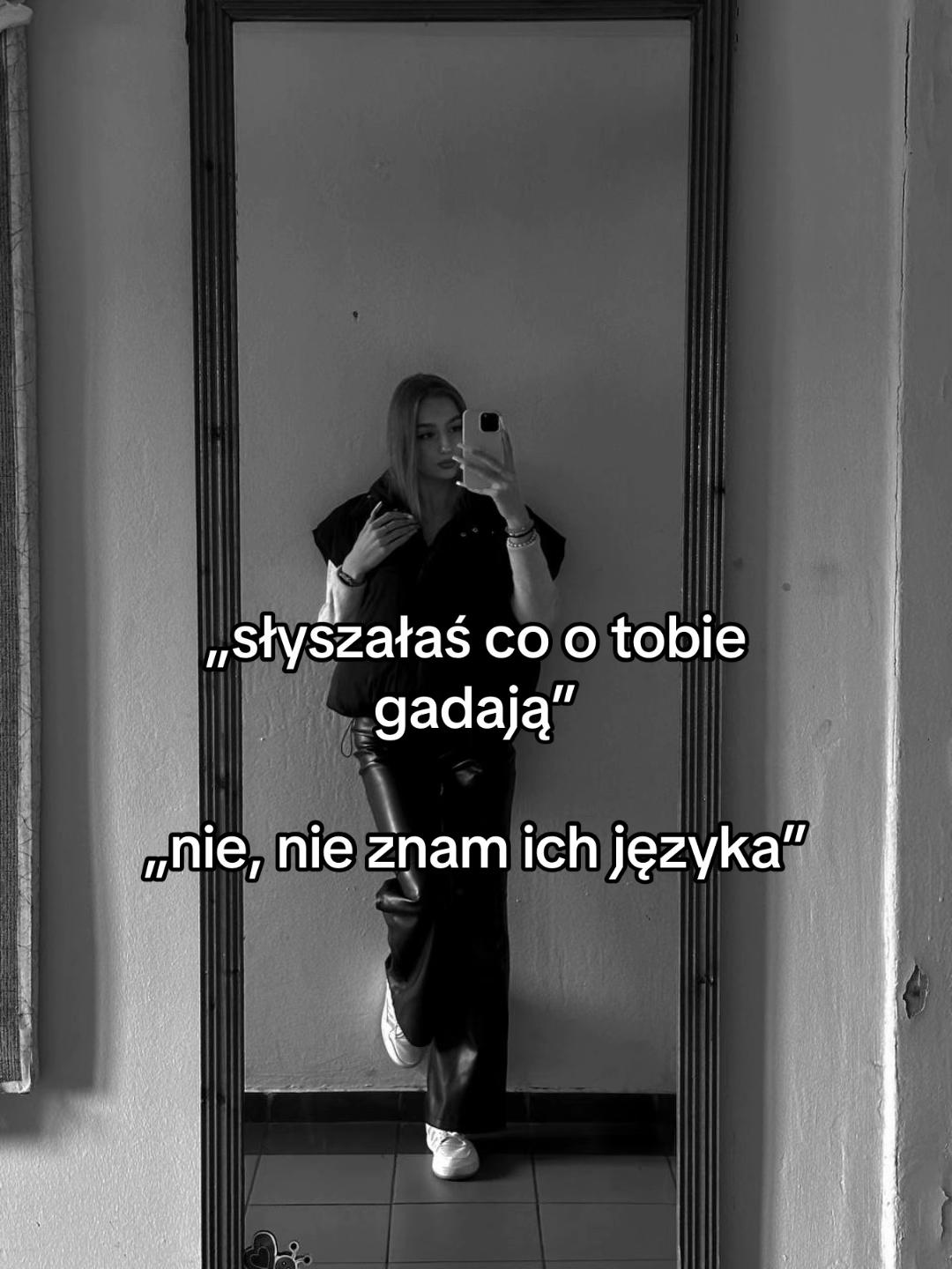 @julcia