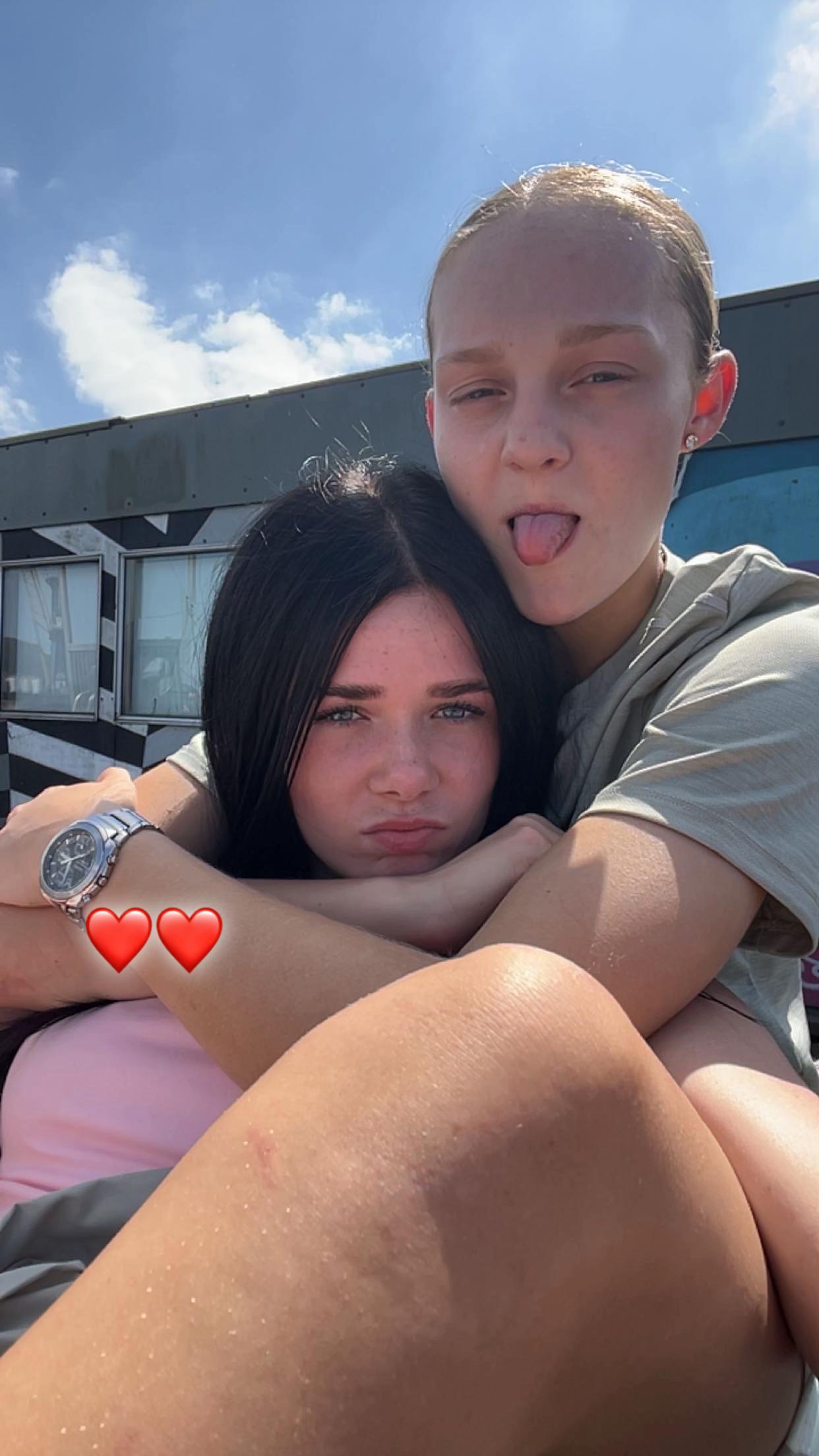 @Sophia🧸💫