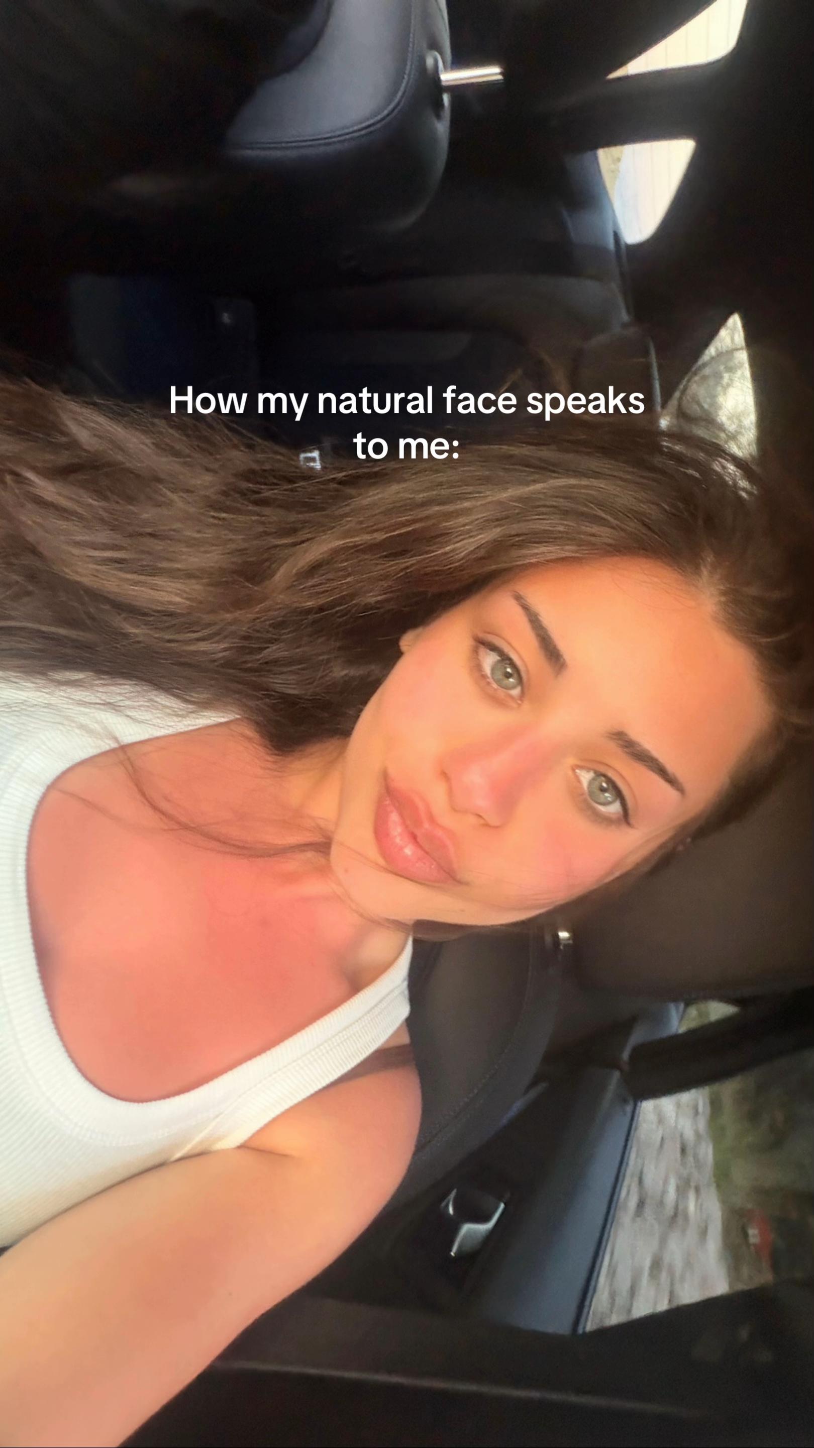 @Apostolia__z