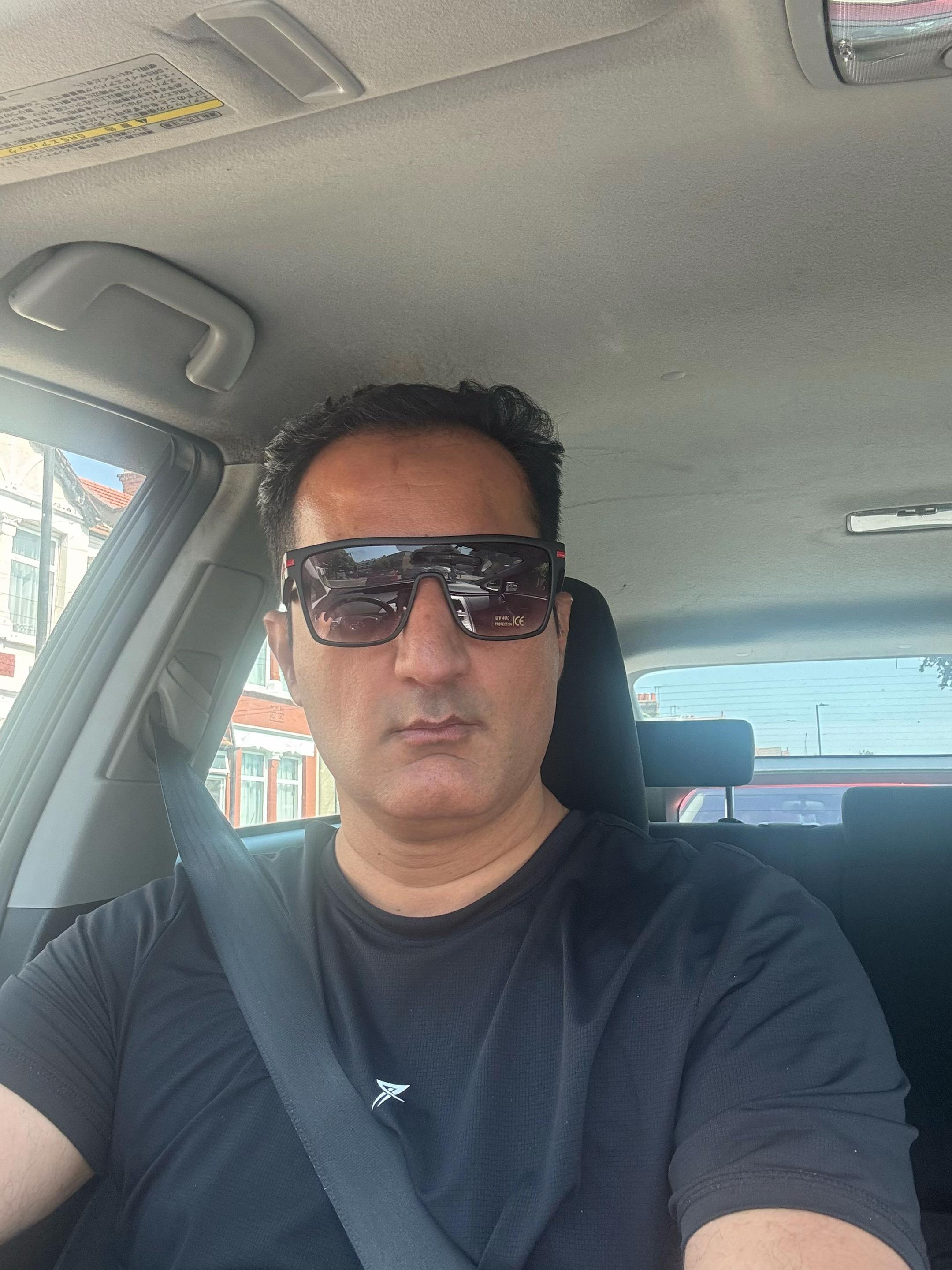 @i Khan