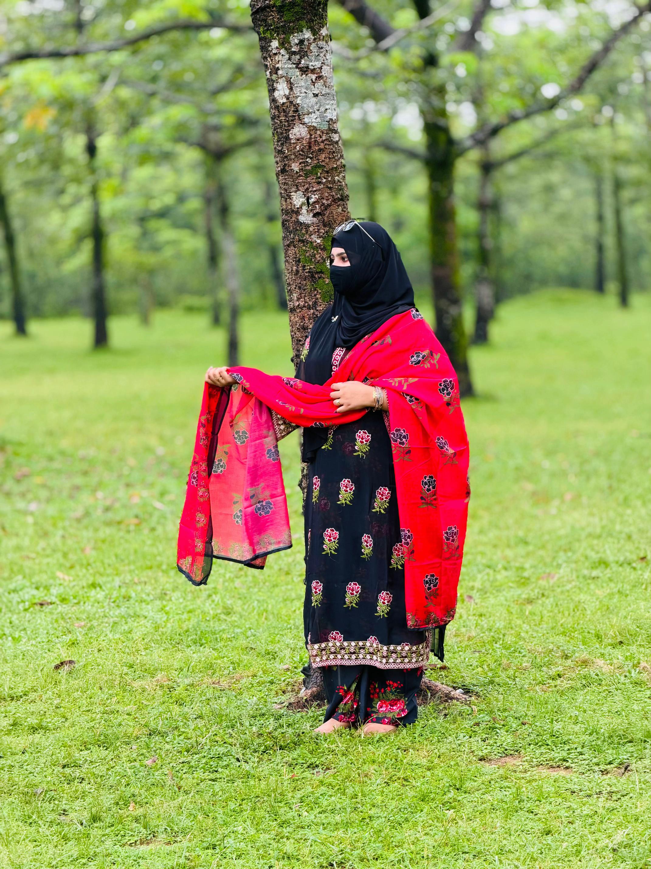 @SadiyađĢ