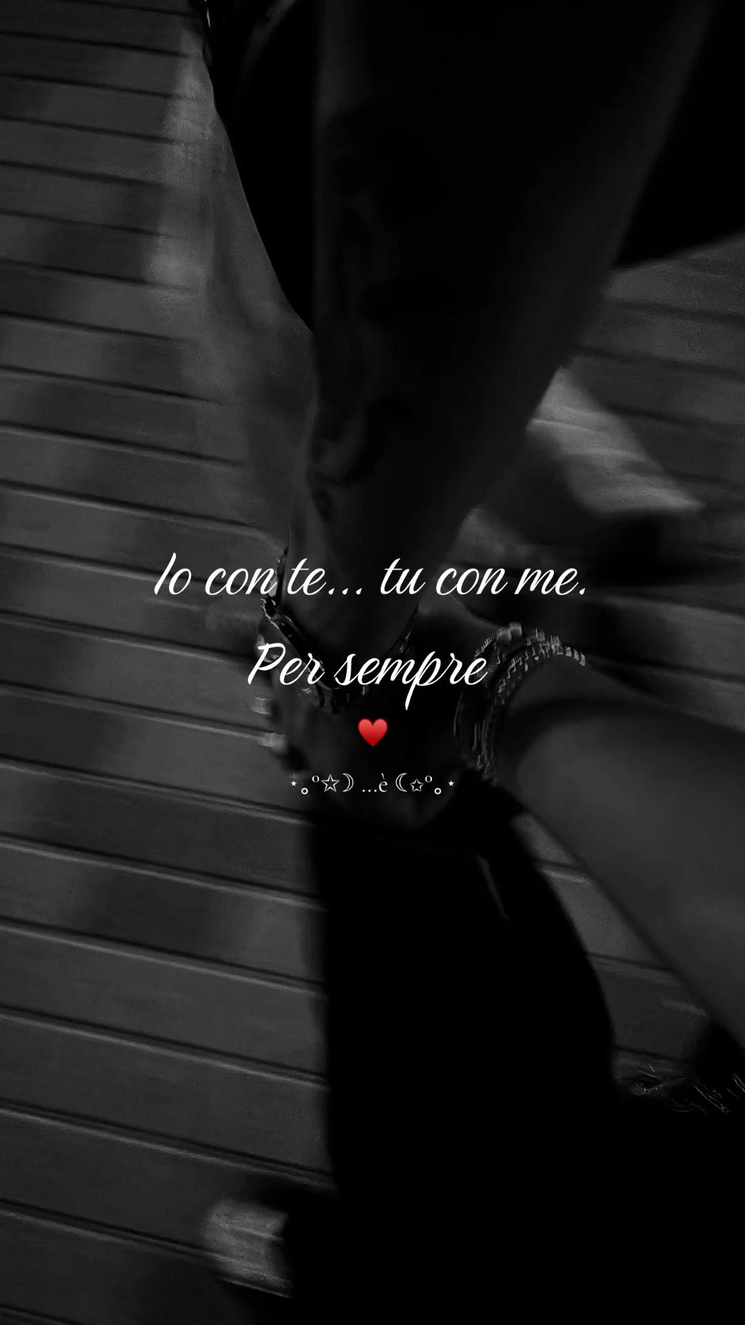 @⋆。°✩☽ …è ☾✩°。⋆