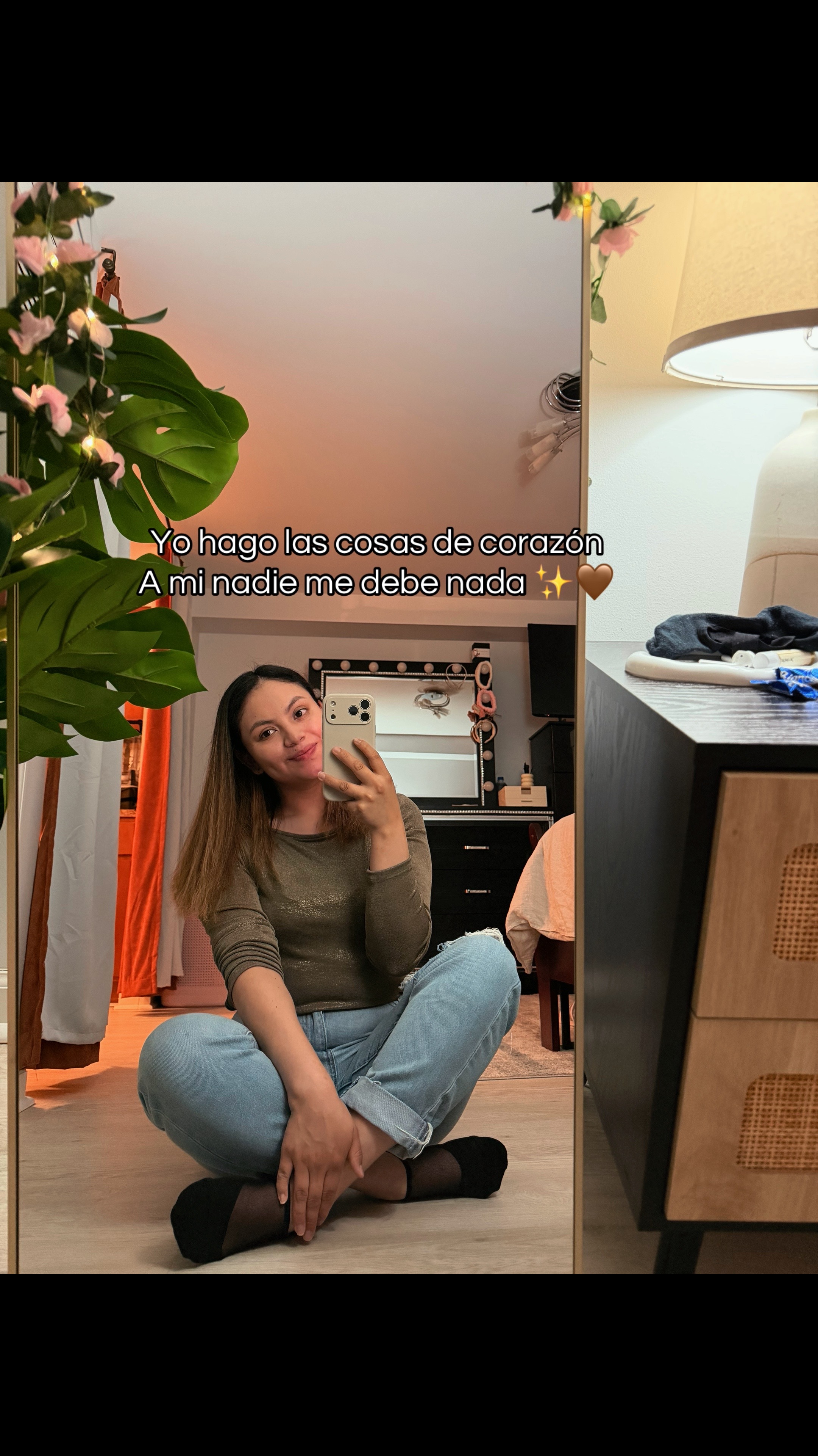 @Camila López 🍓🎧🧡