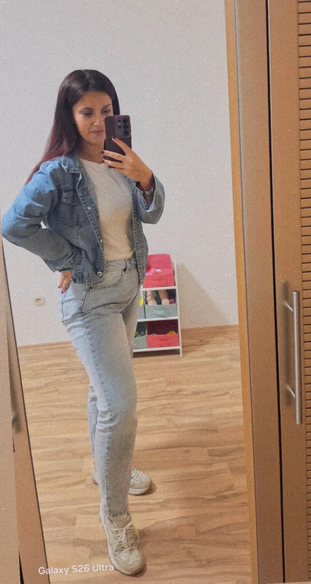 @𝓚𝓻𝓲𝓼𝓽𝓲𝓷𝓪 🎀