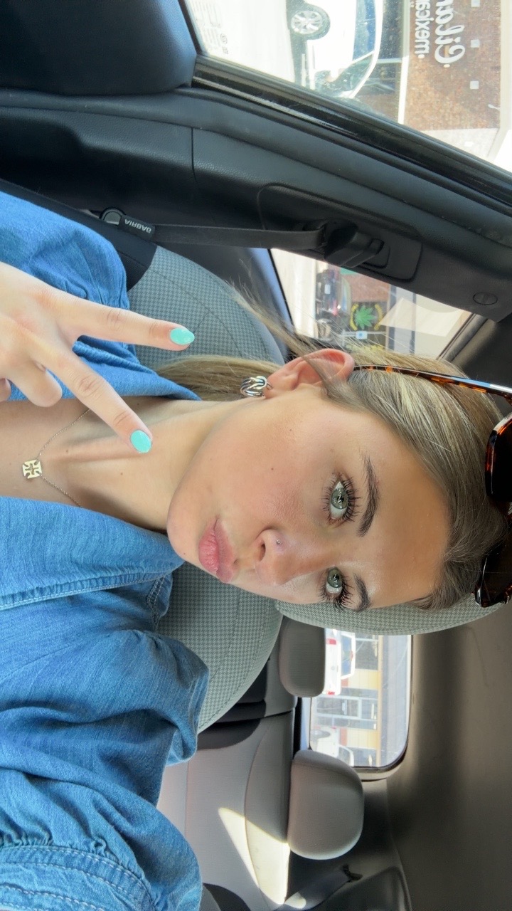 @laniebug789