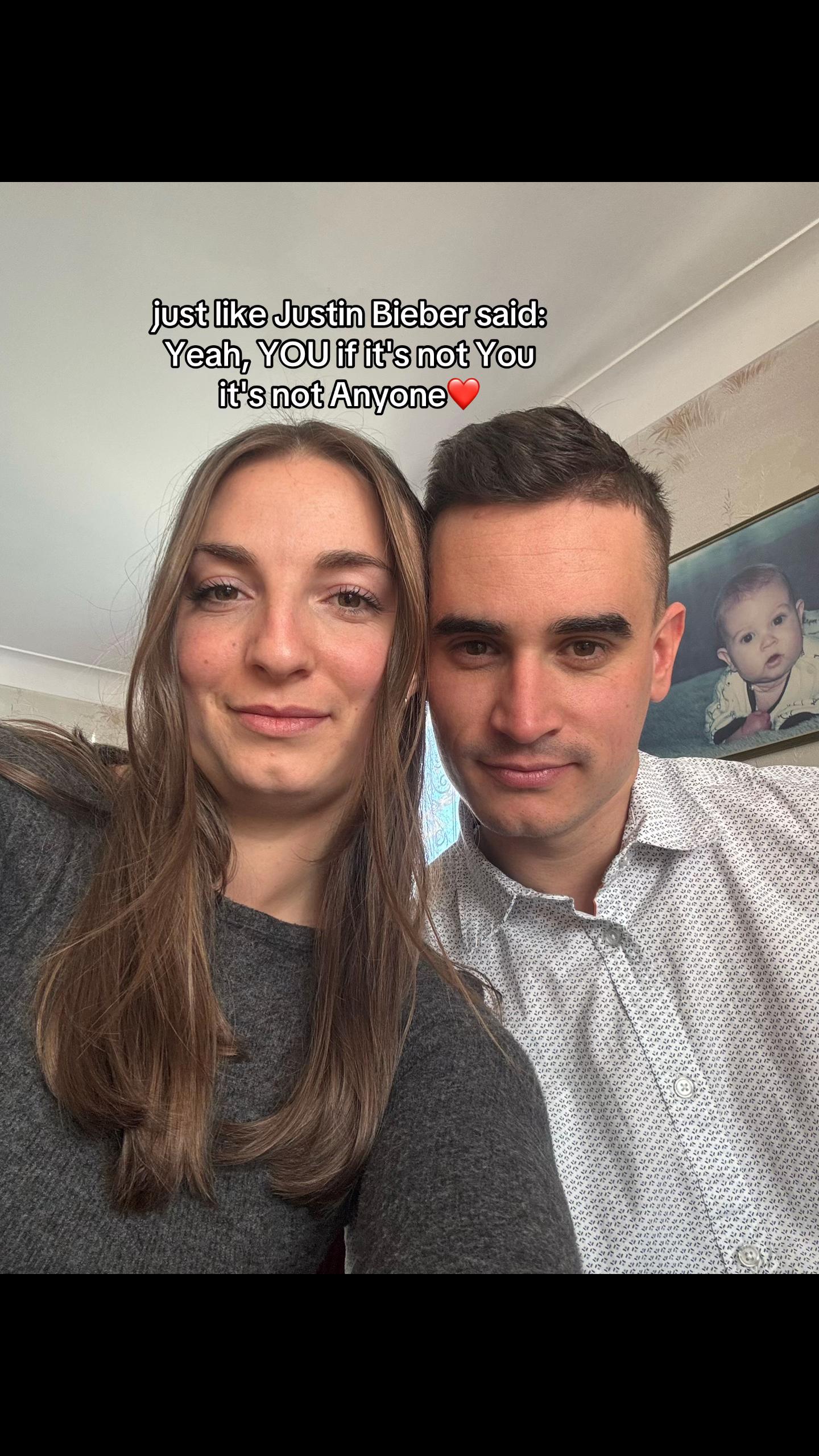 @melaniecastaing