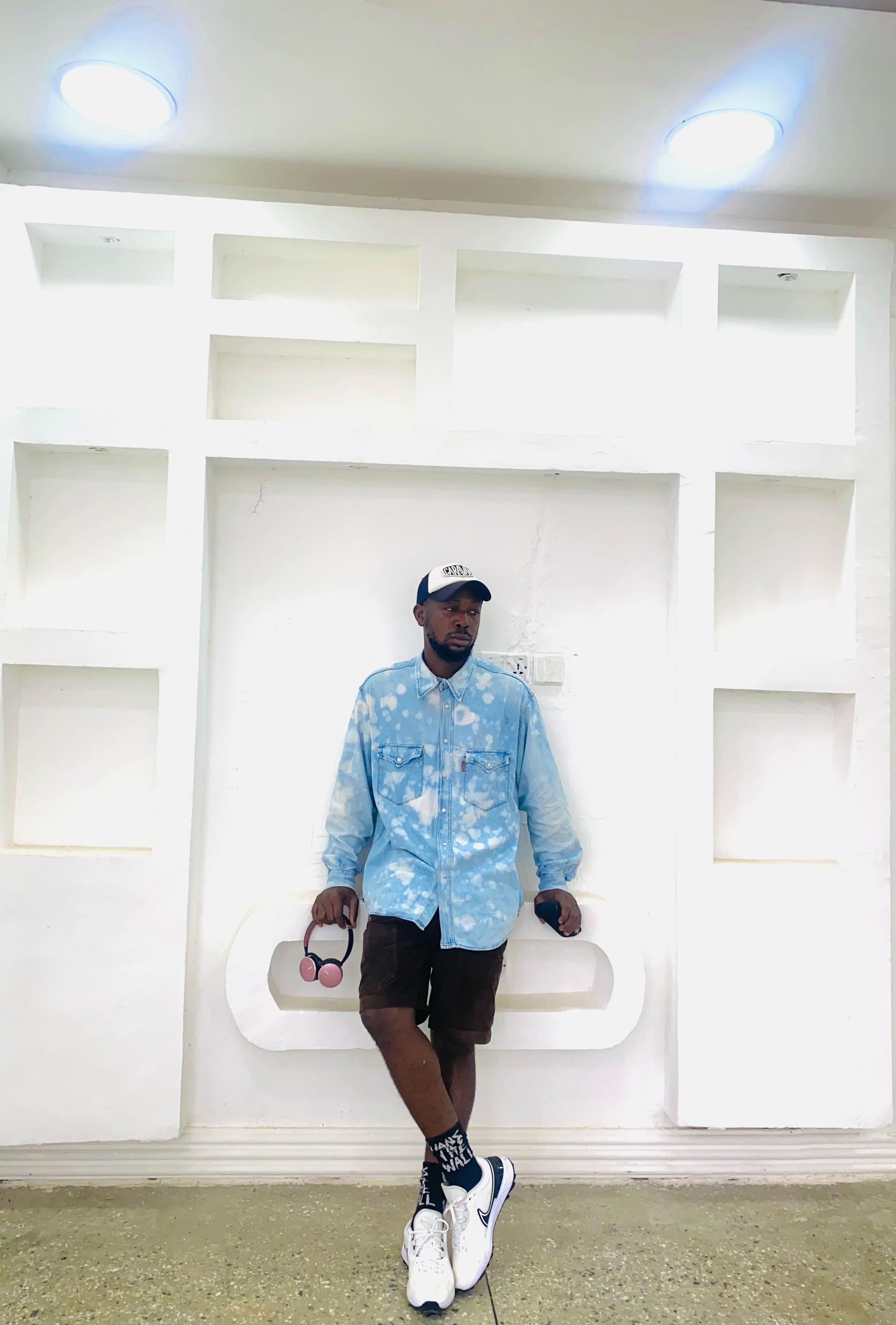 @KWESI WORD📸