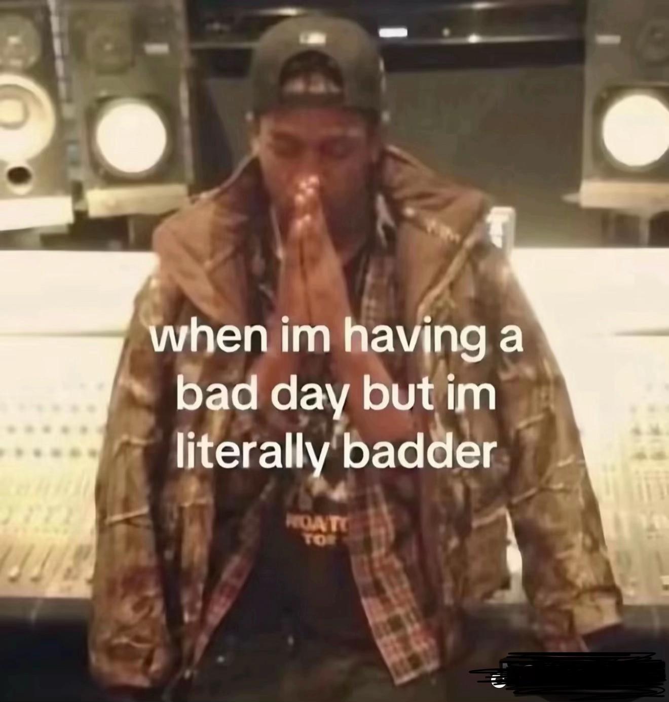 @ari👼🏻