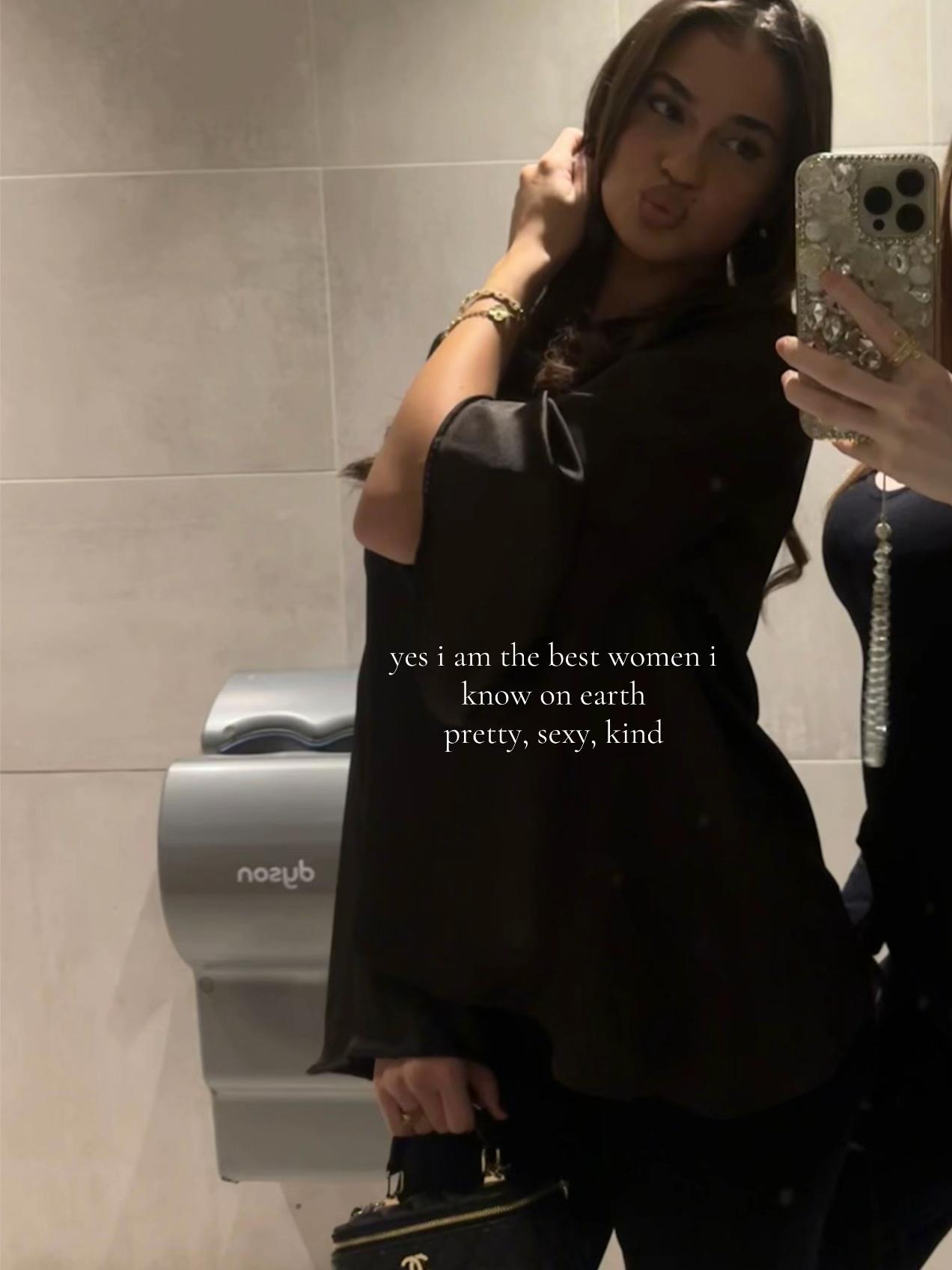@𝒶𝓂𝒾𝓃𝒶