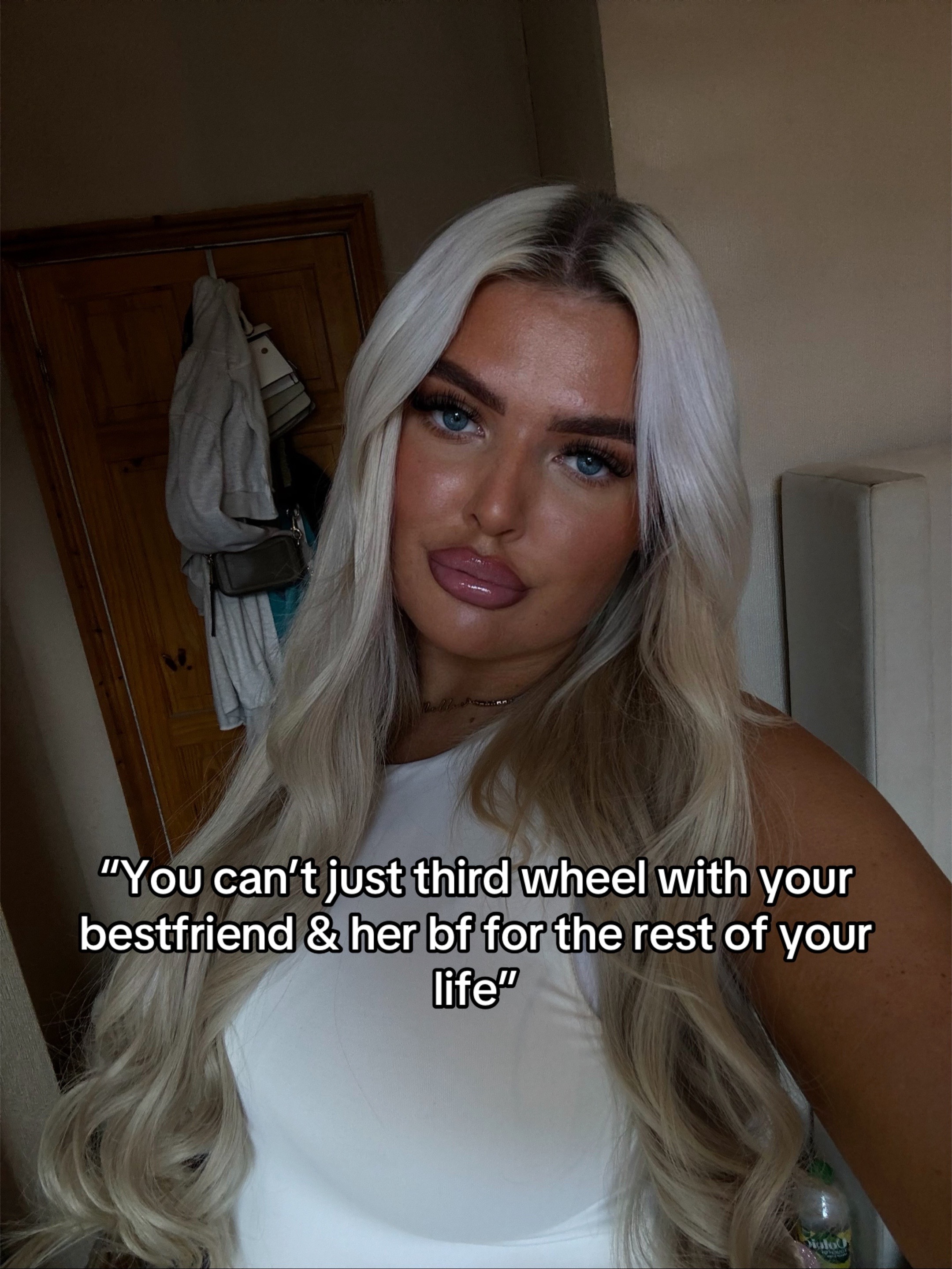 @moll x