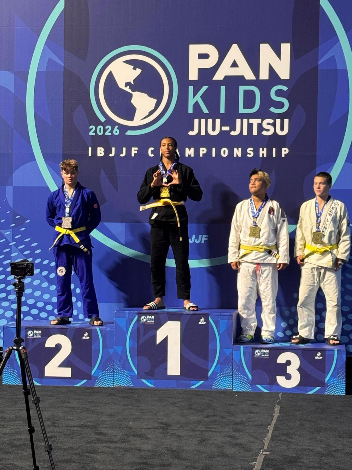@z_bjj6