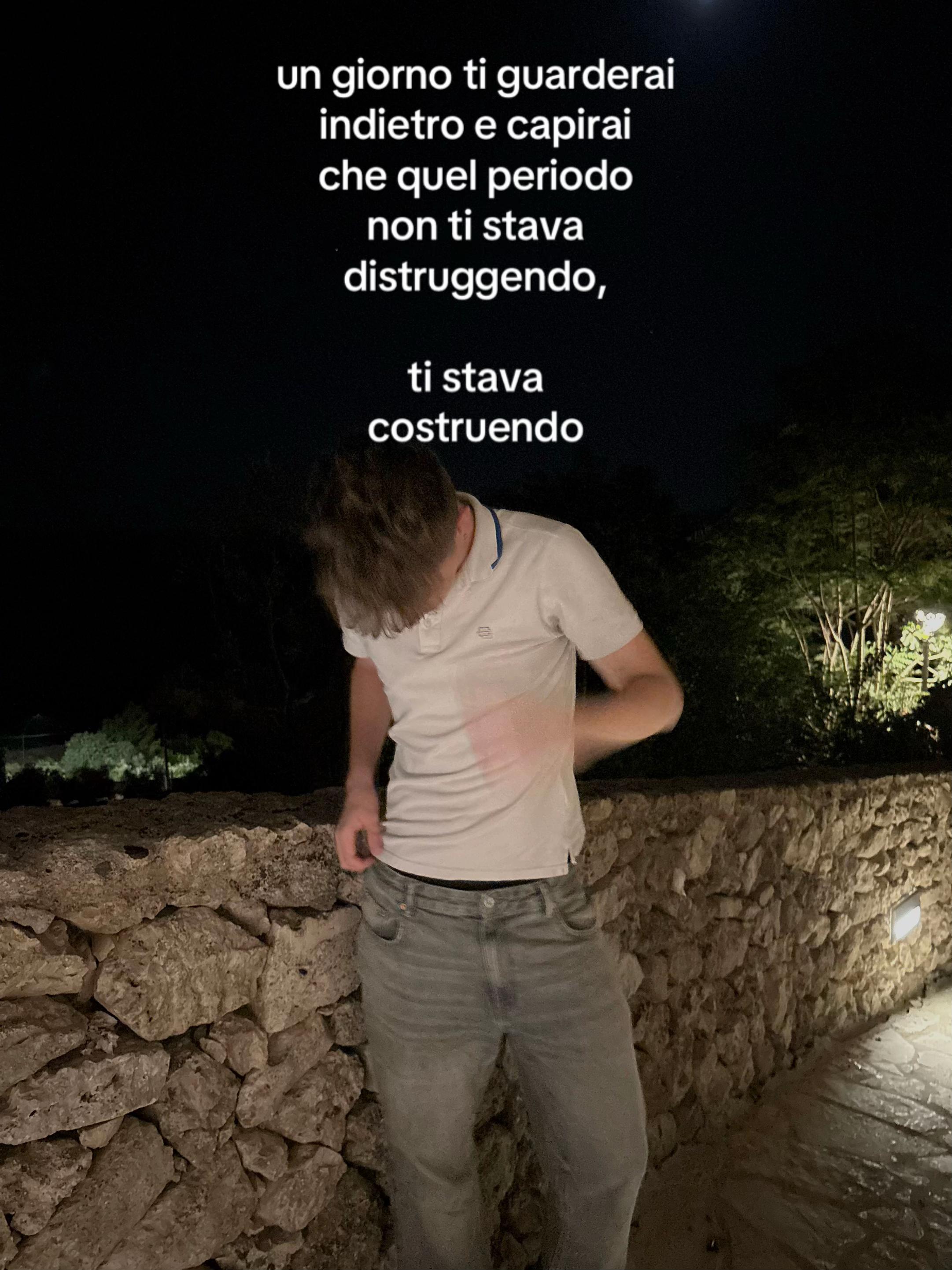@tia🦈