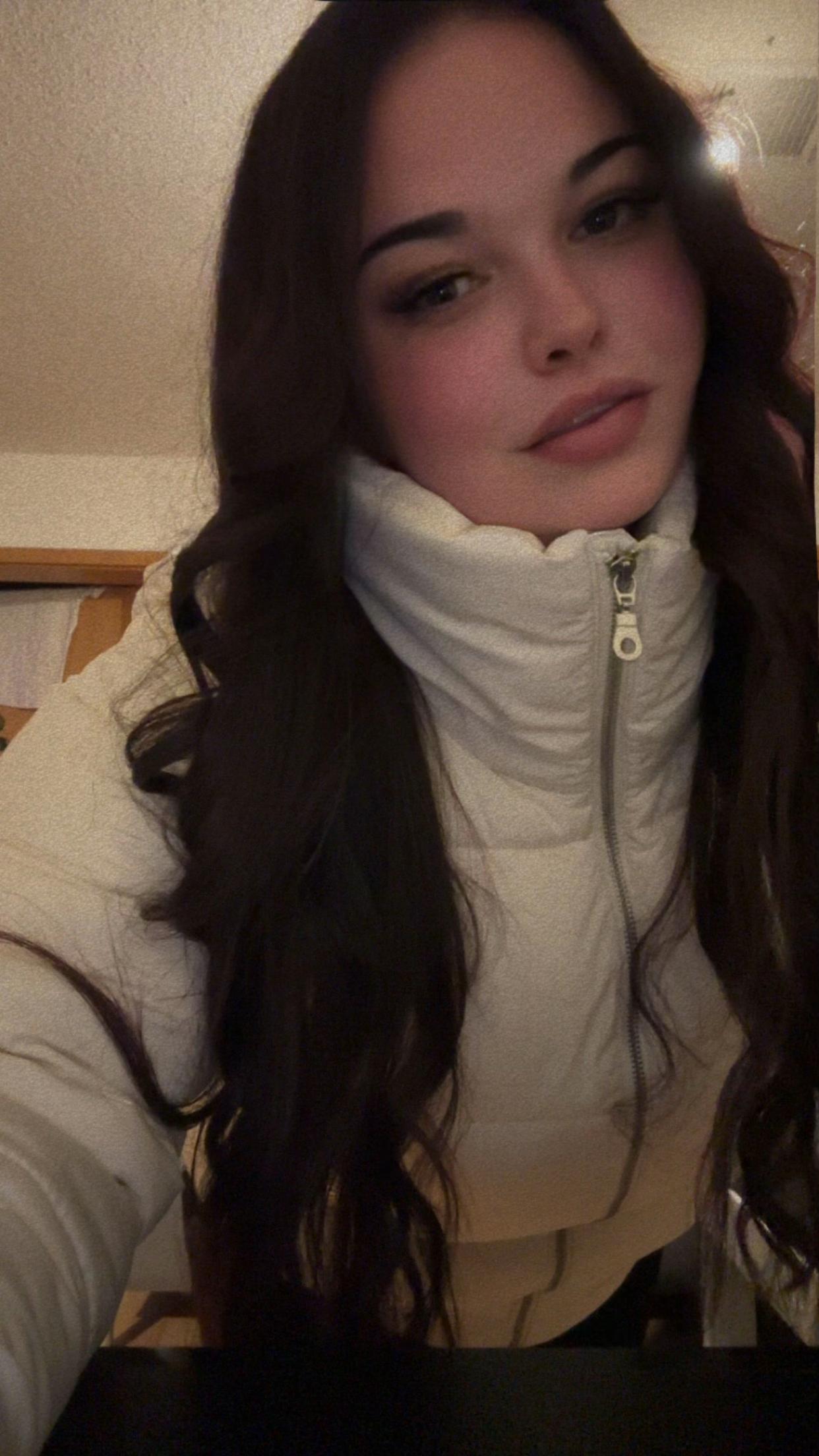 @deeey444