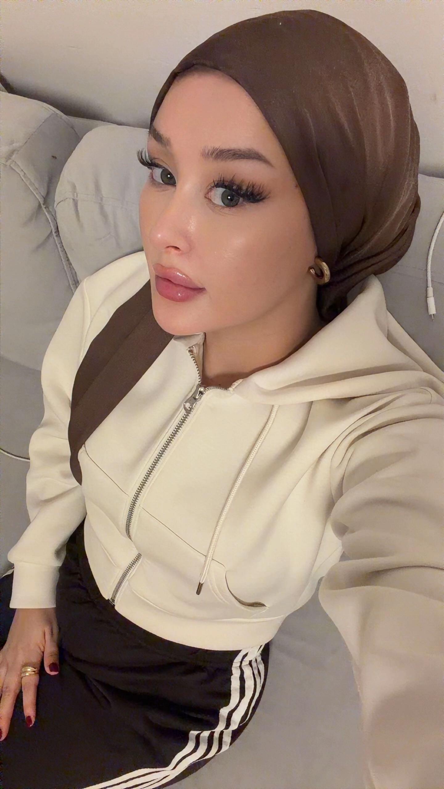 @n1met16