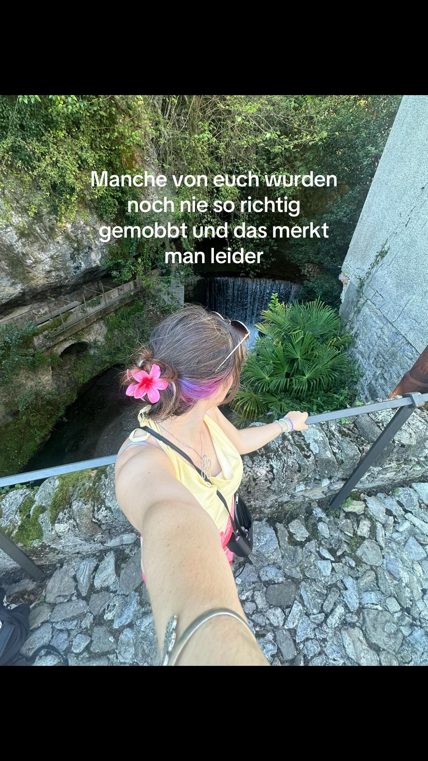 @Juli 💜
