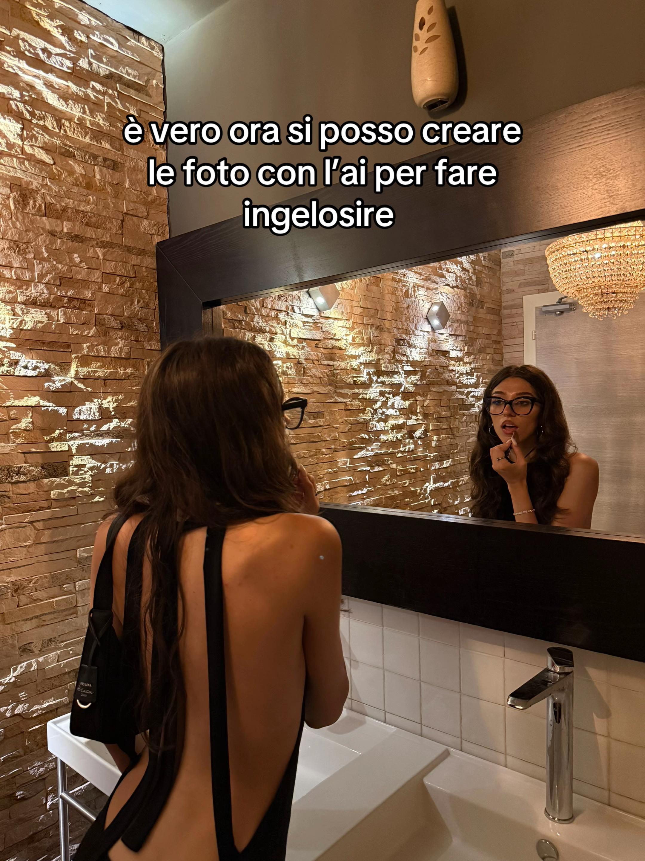 @Elis