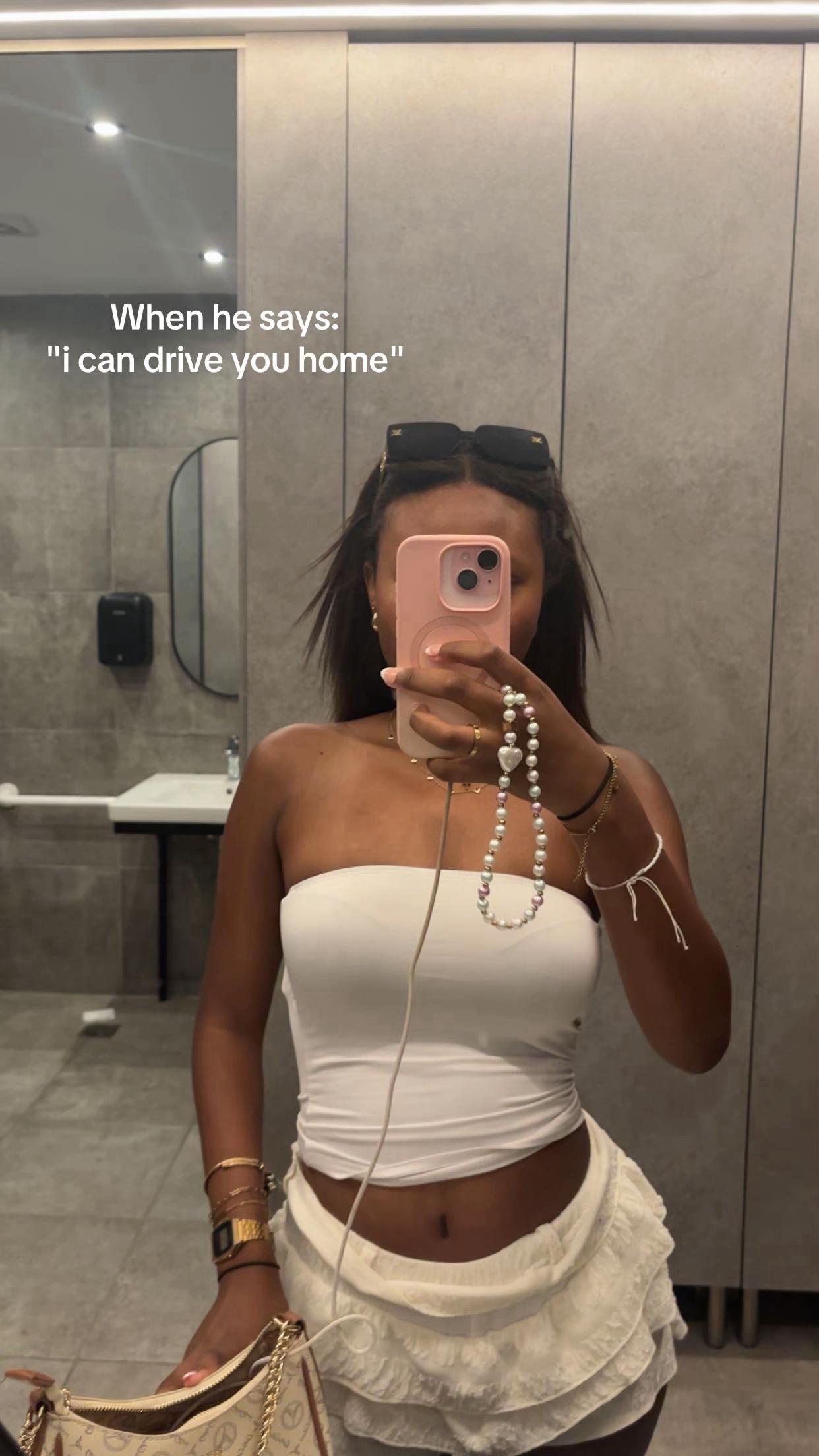 @𝓋𝒾𝒸𝓉𝑜𝓇𝒾𝒶