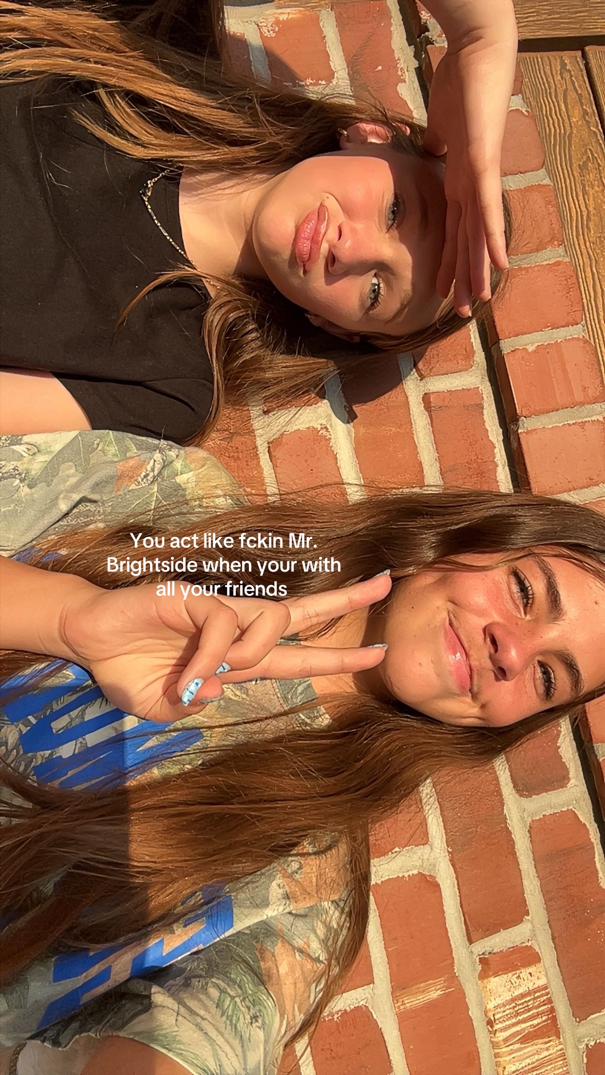 @???