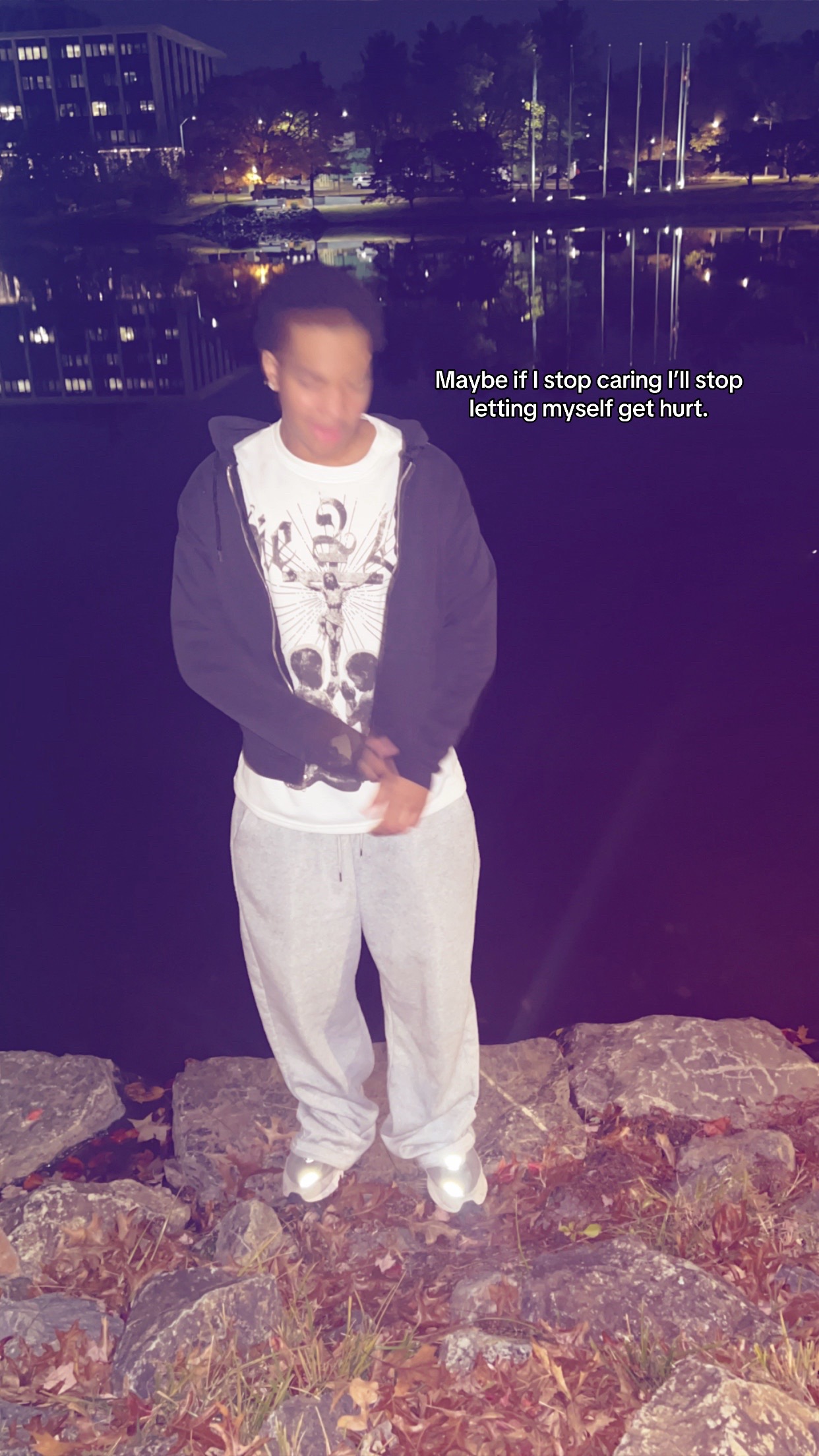 @🌙