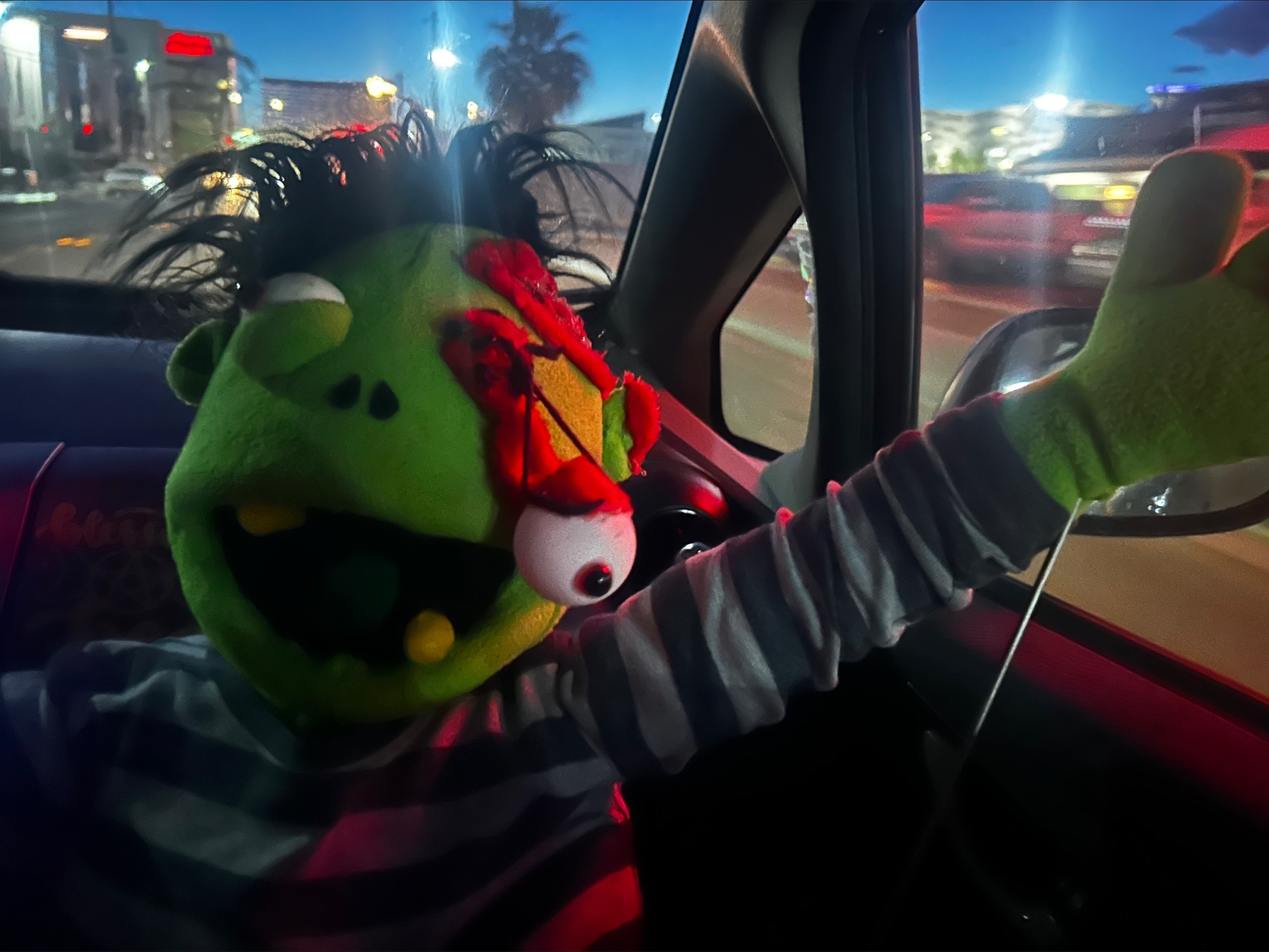 @lvpuppets