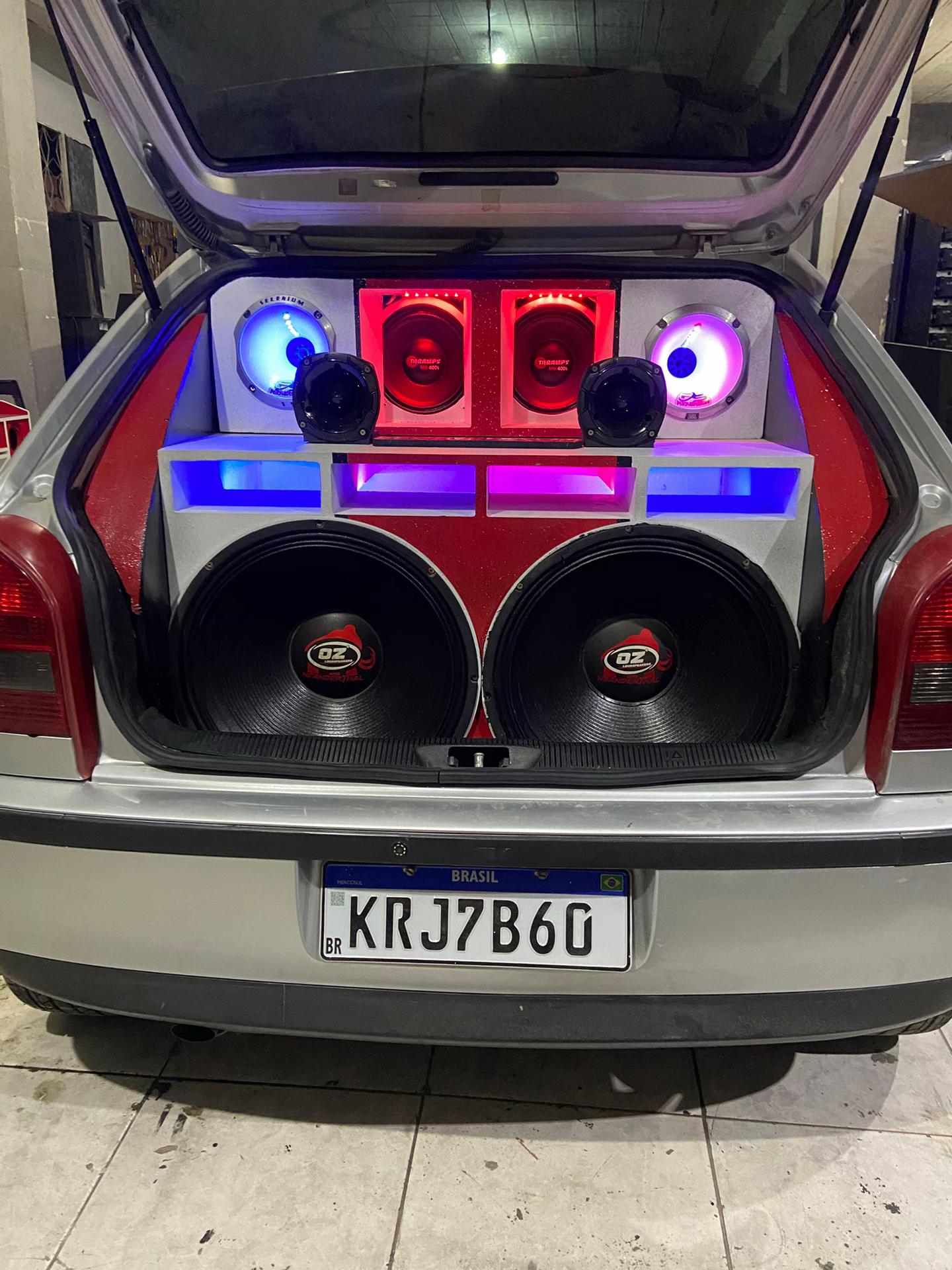 @alvarodapertuba