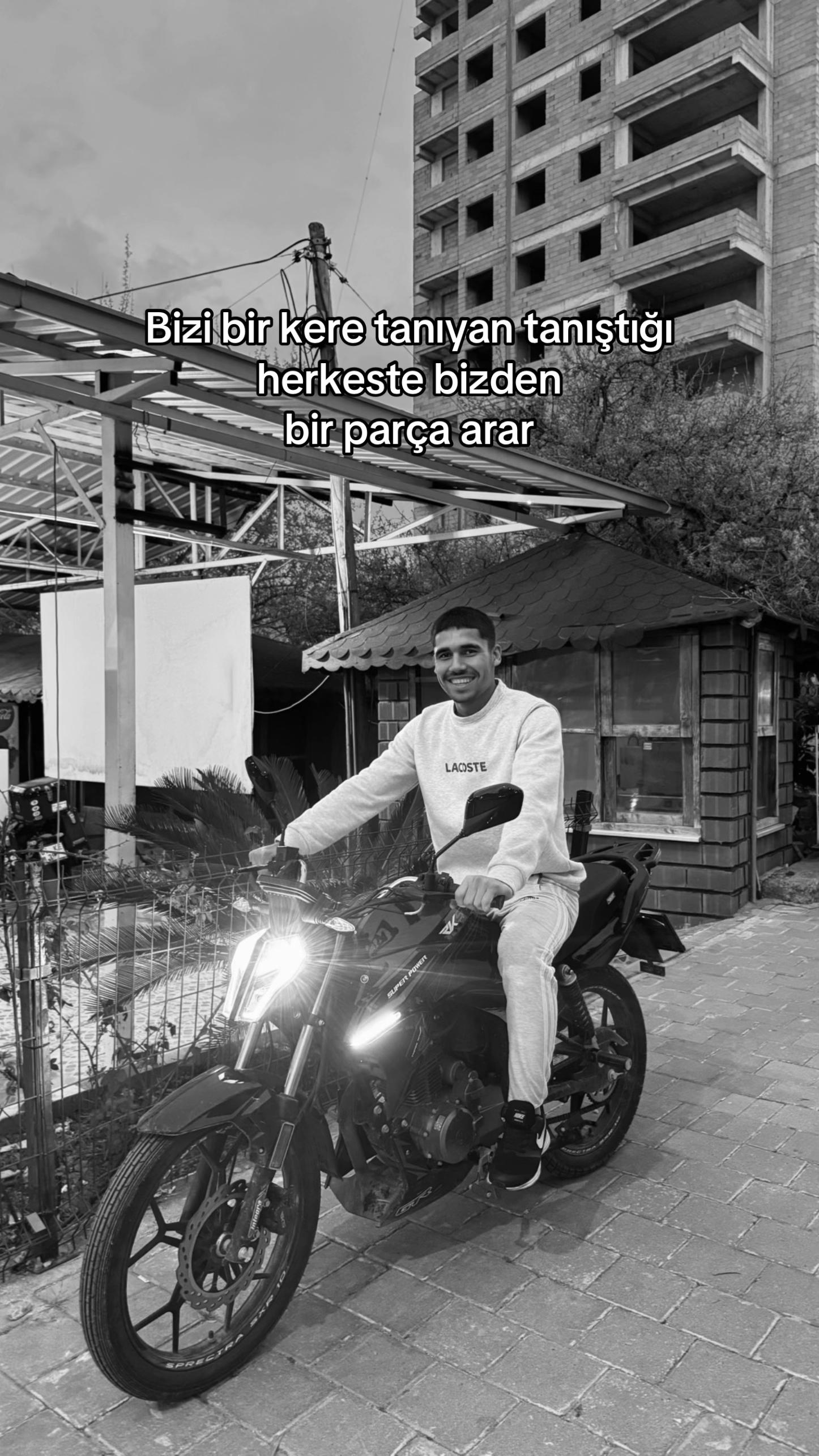 @Batuhan &Ouml;zt&uuml;rk