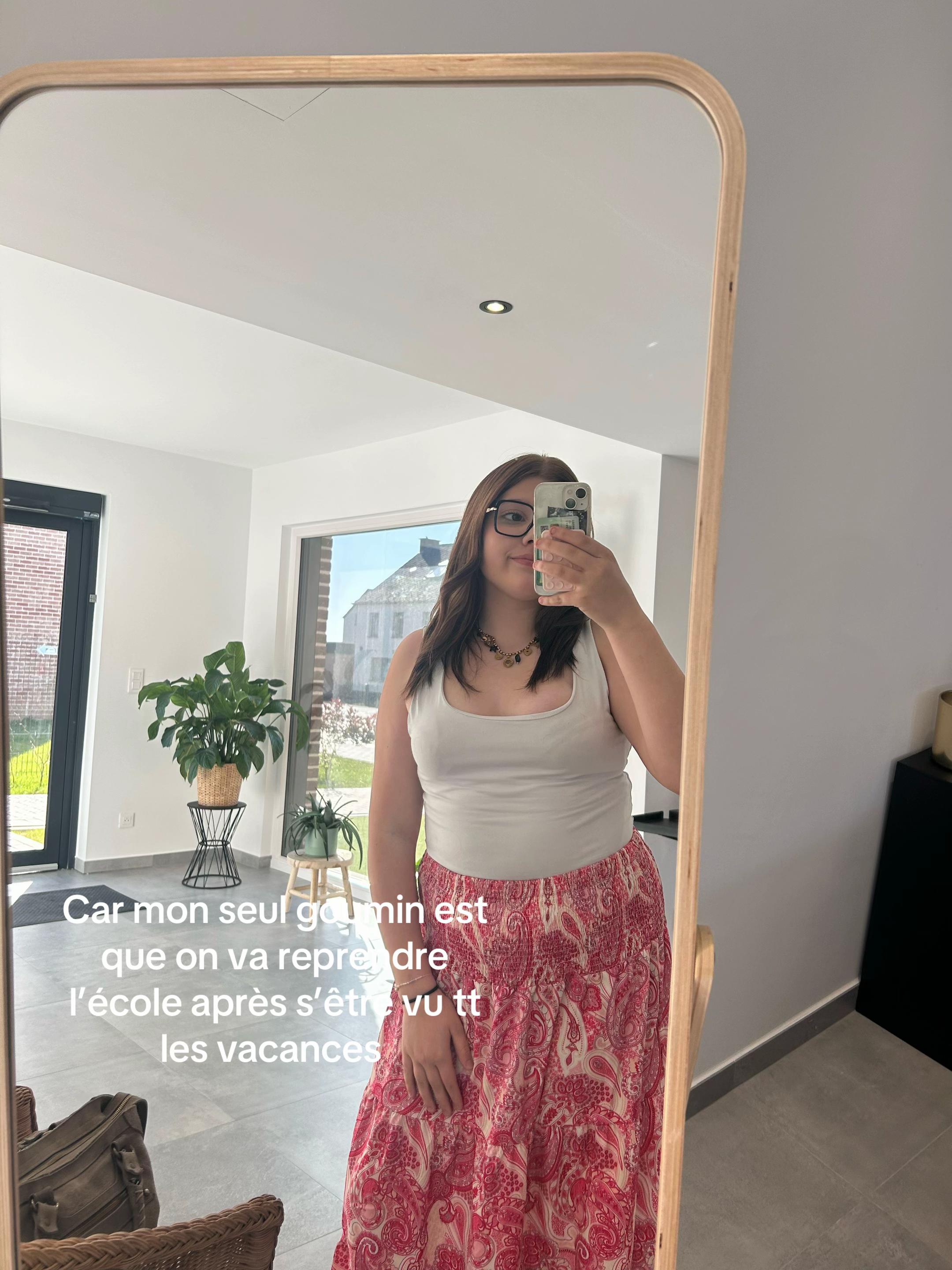 @Estelleeee