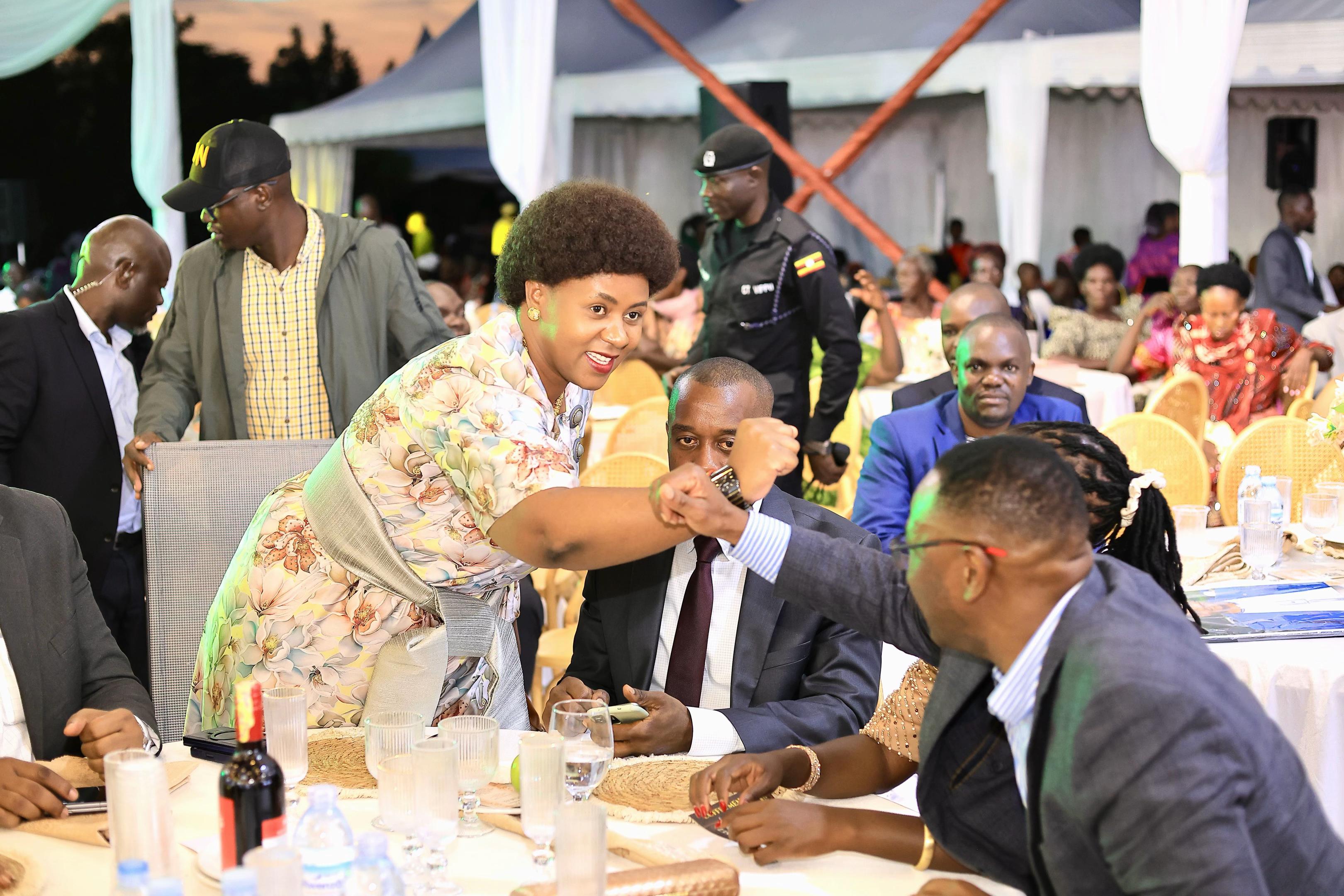 @Hon.Amb.BON