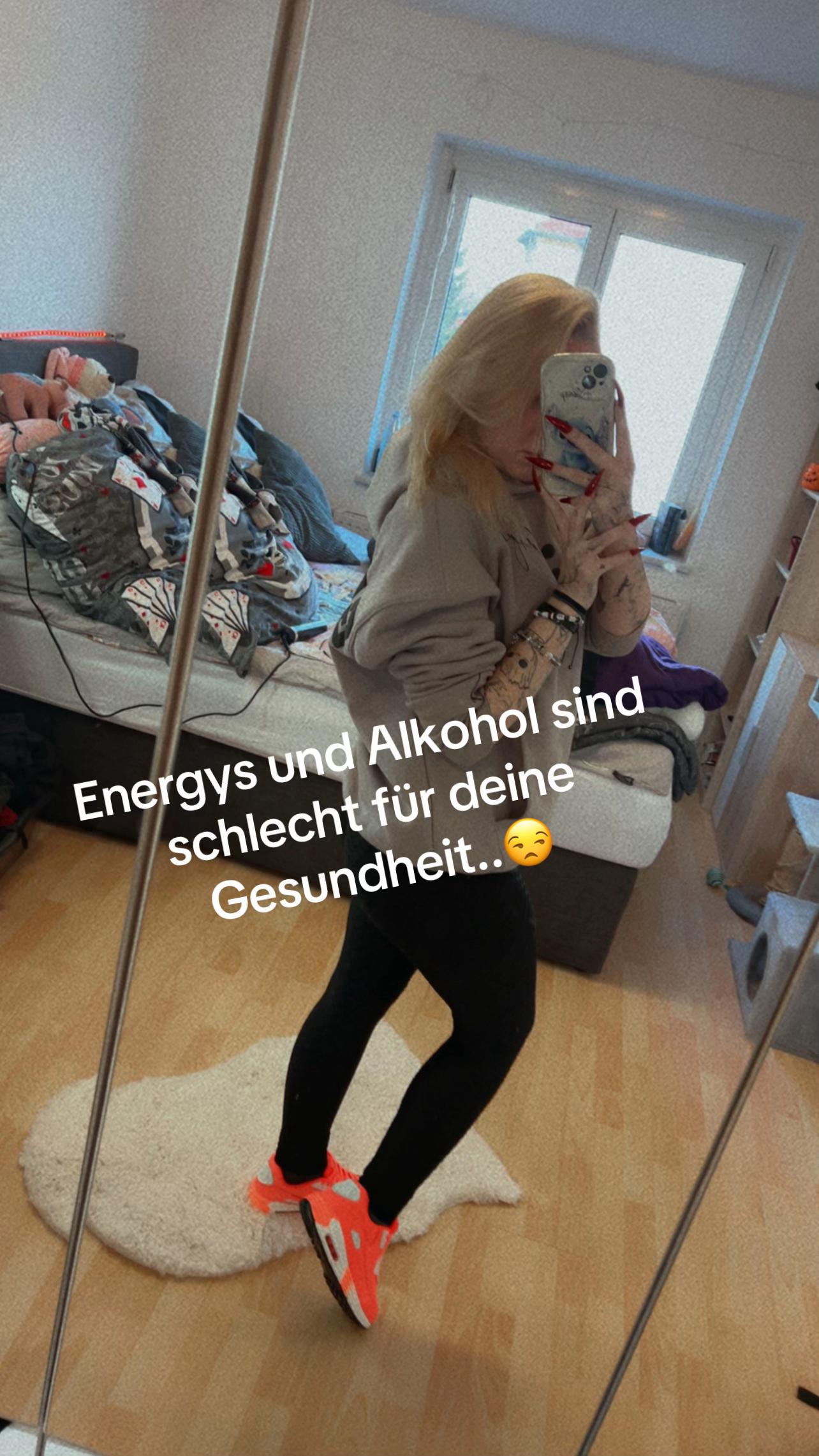 @LittlexDivaLive