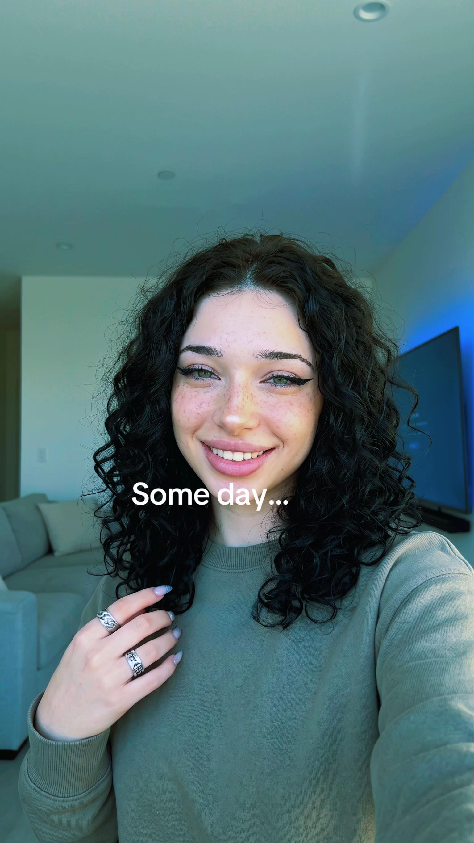 @Roxiiilove
