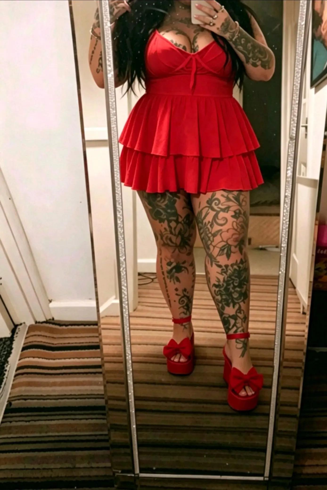 @tattooraverqueenbantergirl💦😉