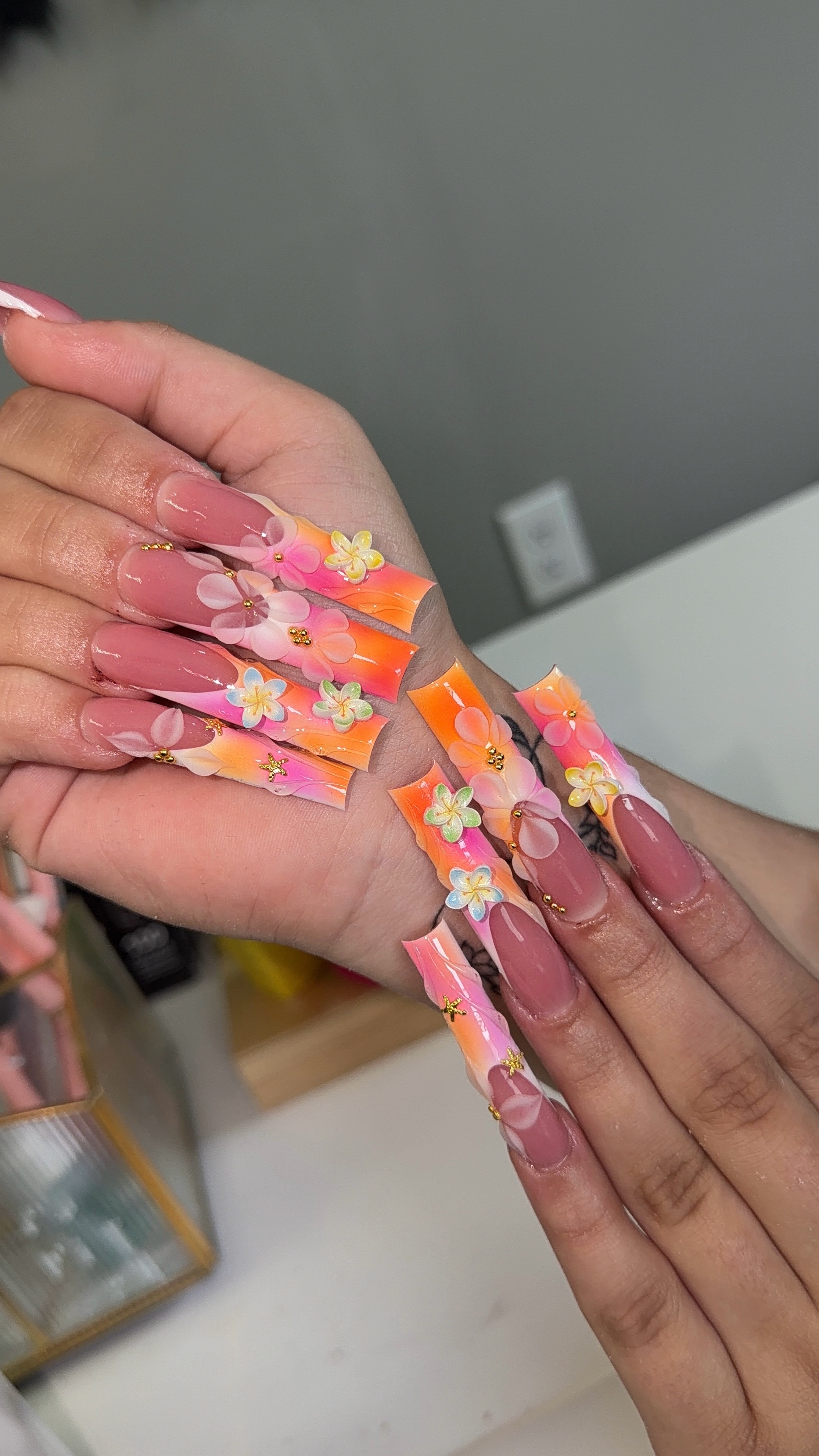 @RICH OFF NAILS 💖