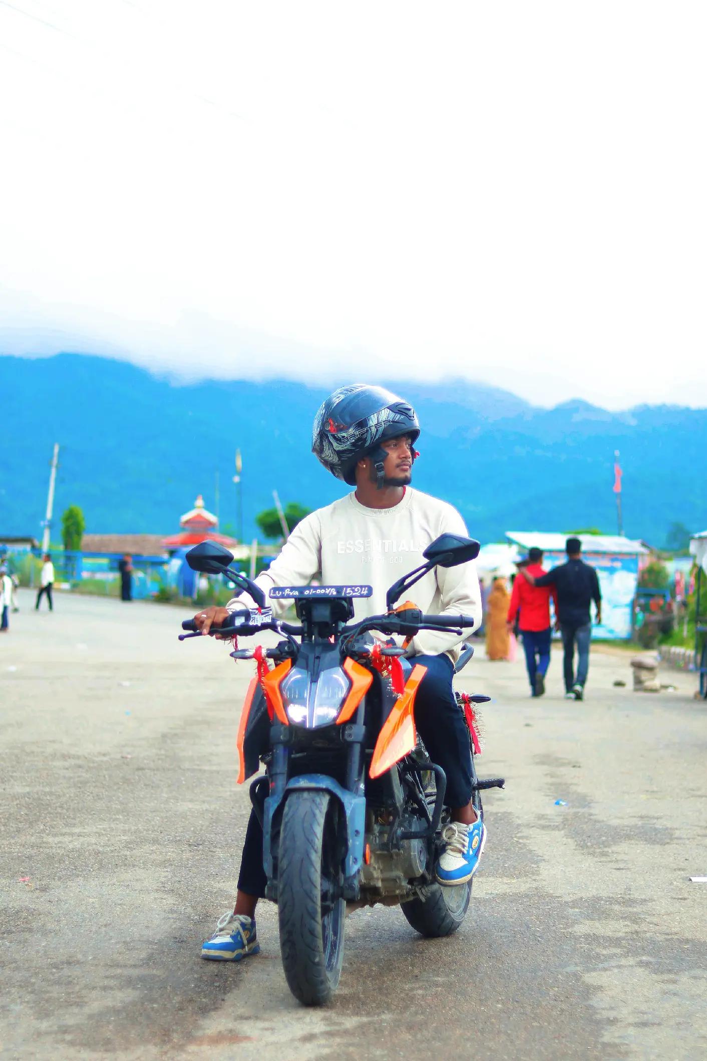 @V4😈💪Rider😎🔥
