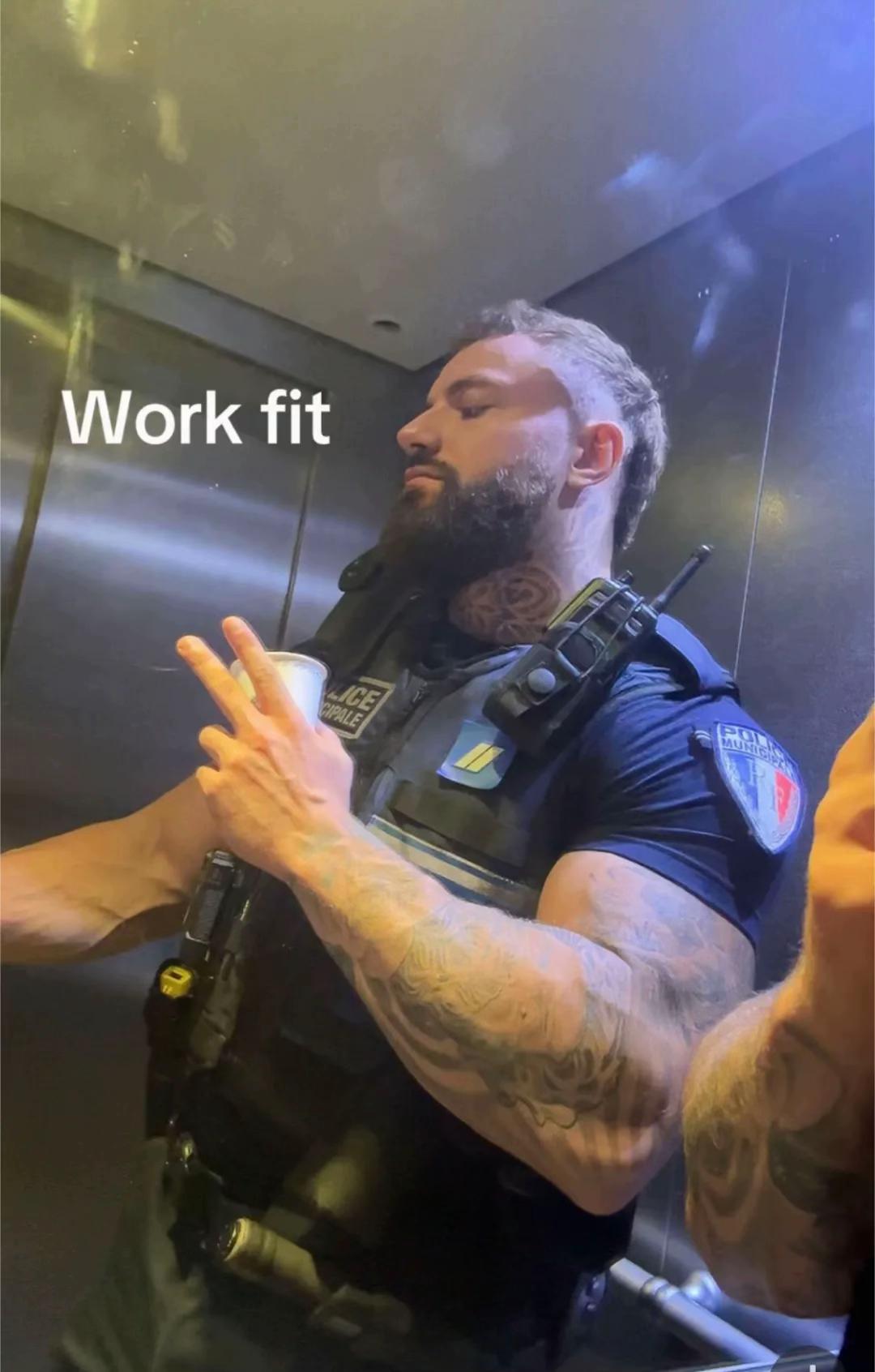 @Venzira