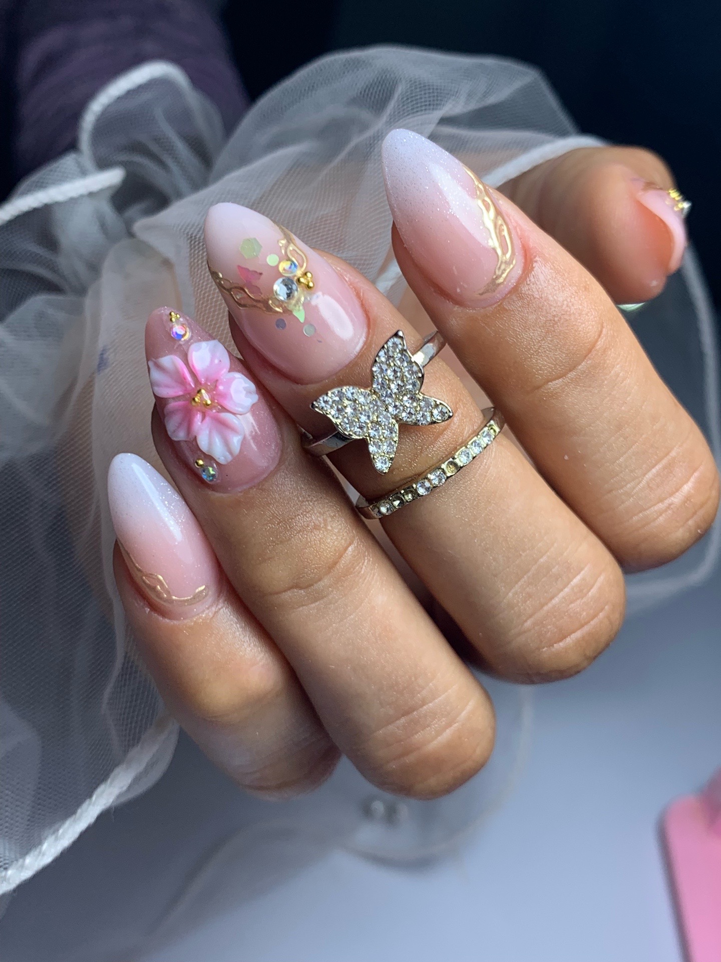 @Jhey Guillén 🌸