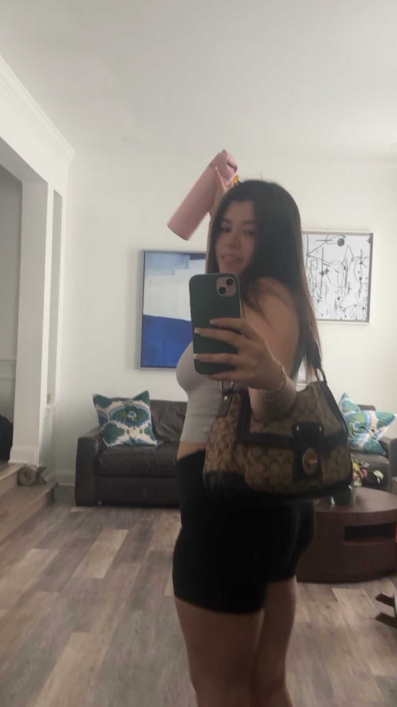 @ilianae111