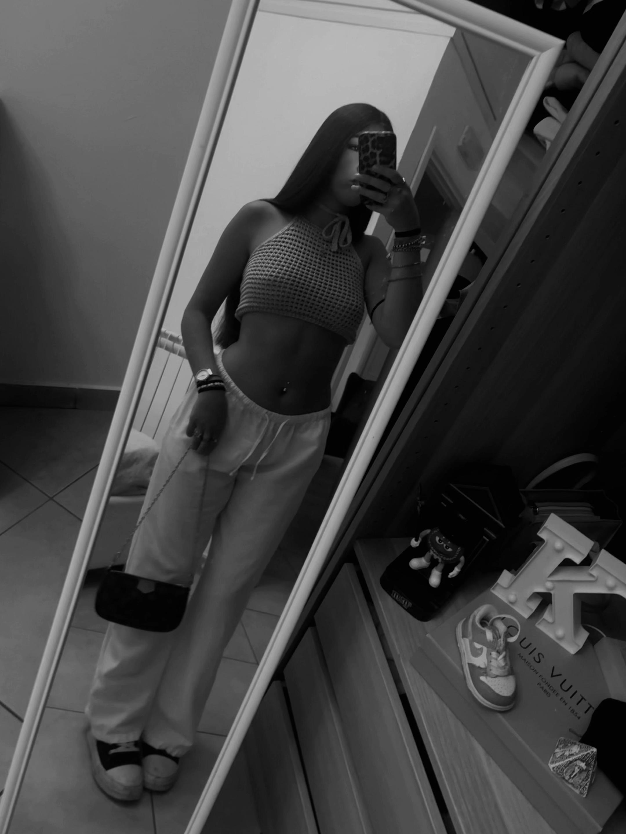 @𝒦ℳ