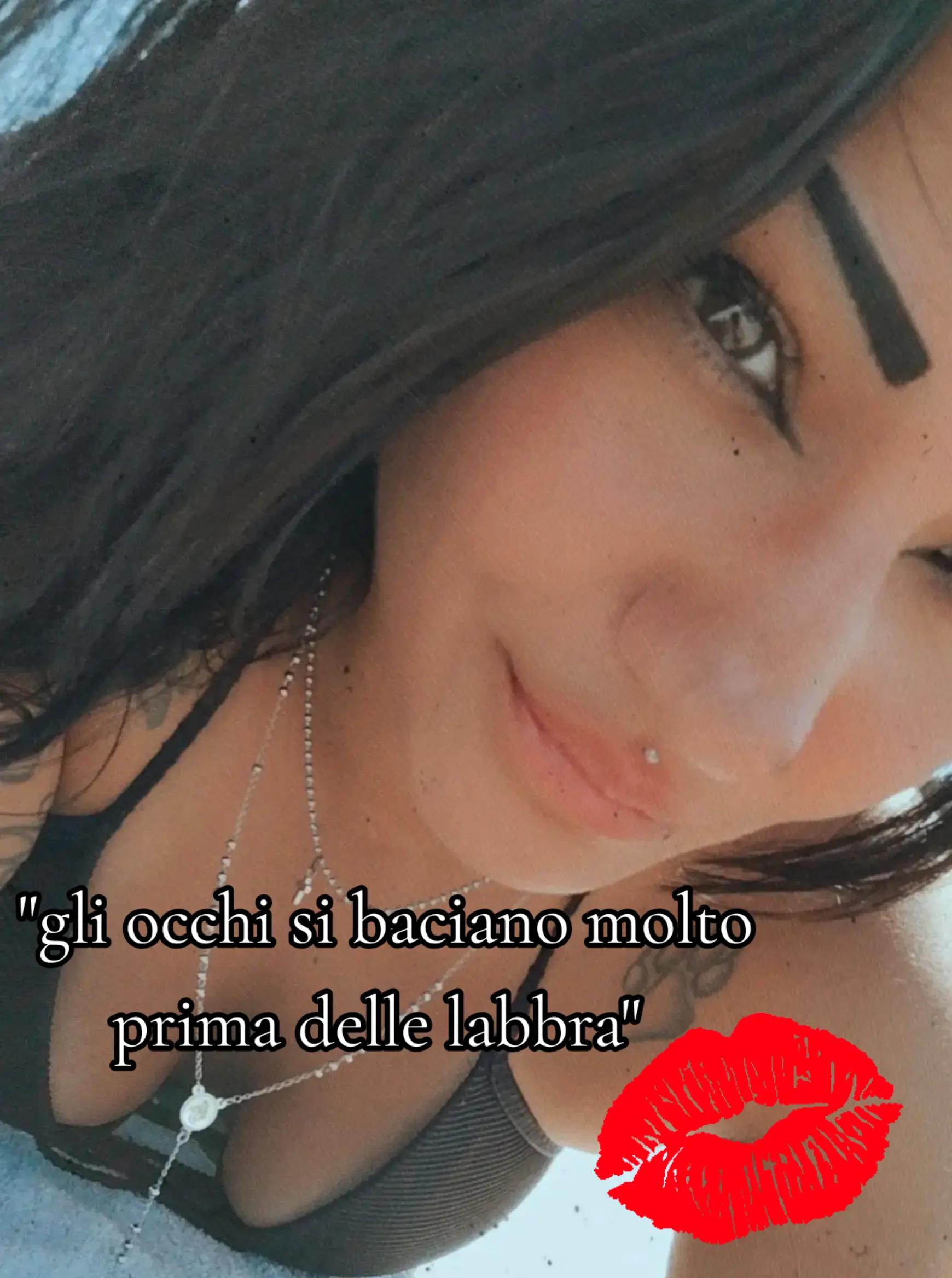@Laura_🖤