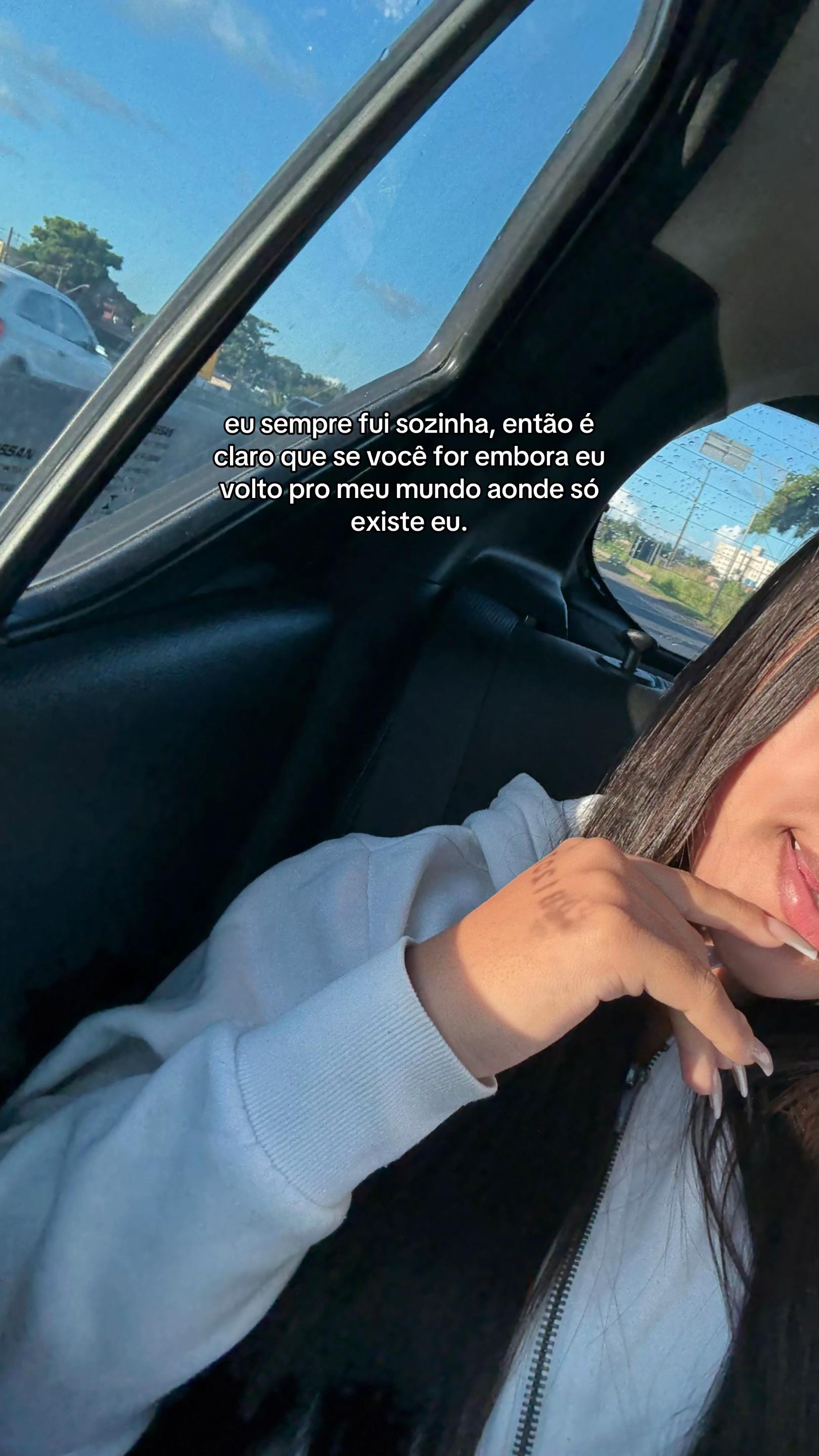 @thainaaofc_
