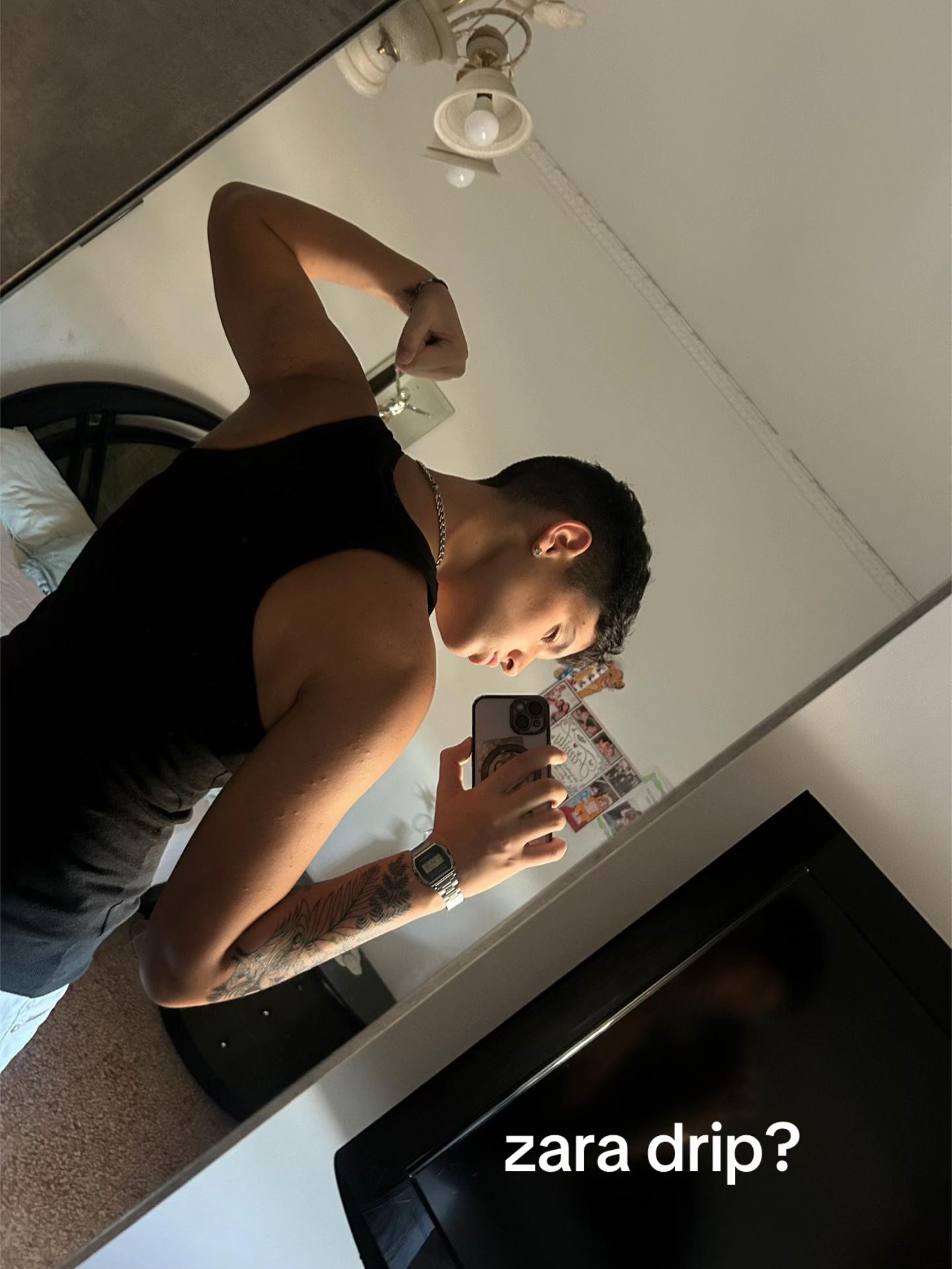 @✂️ C H I A R A 🏳️&zwj;🌈