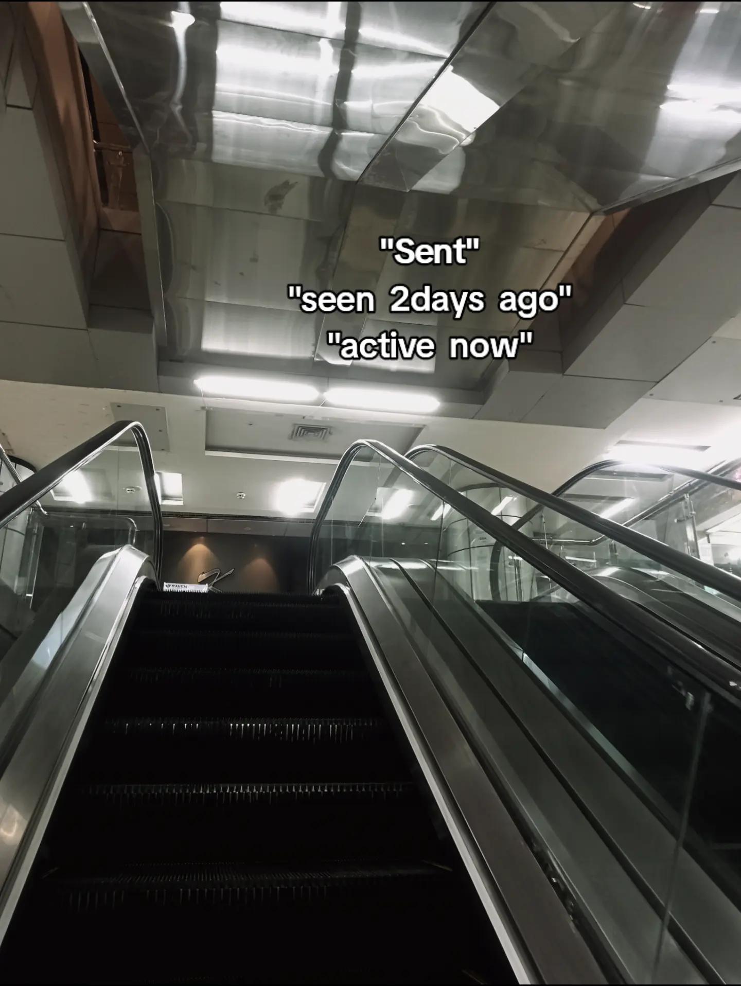 @•