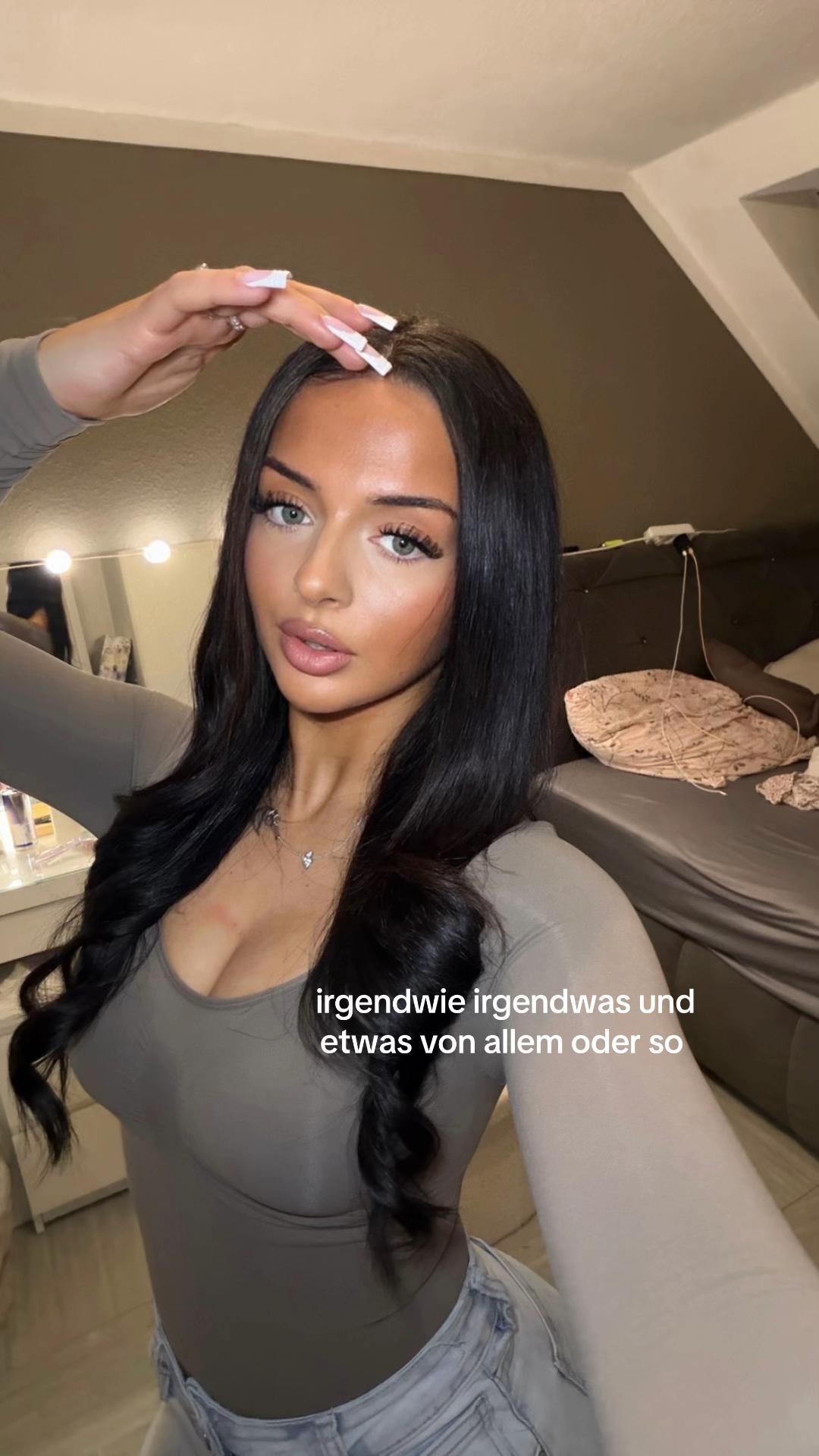 @𝐂anel