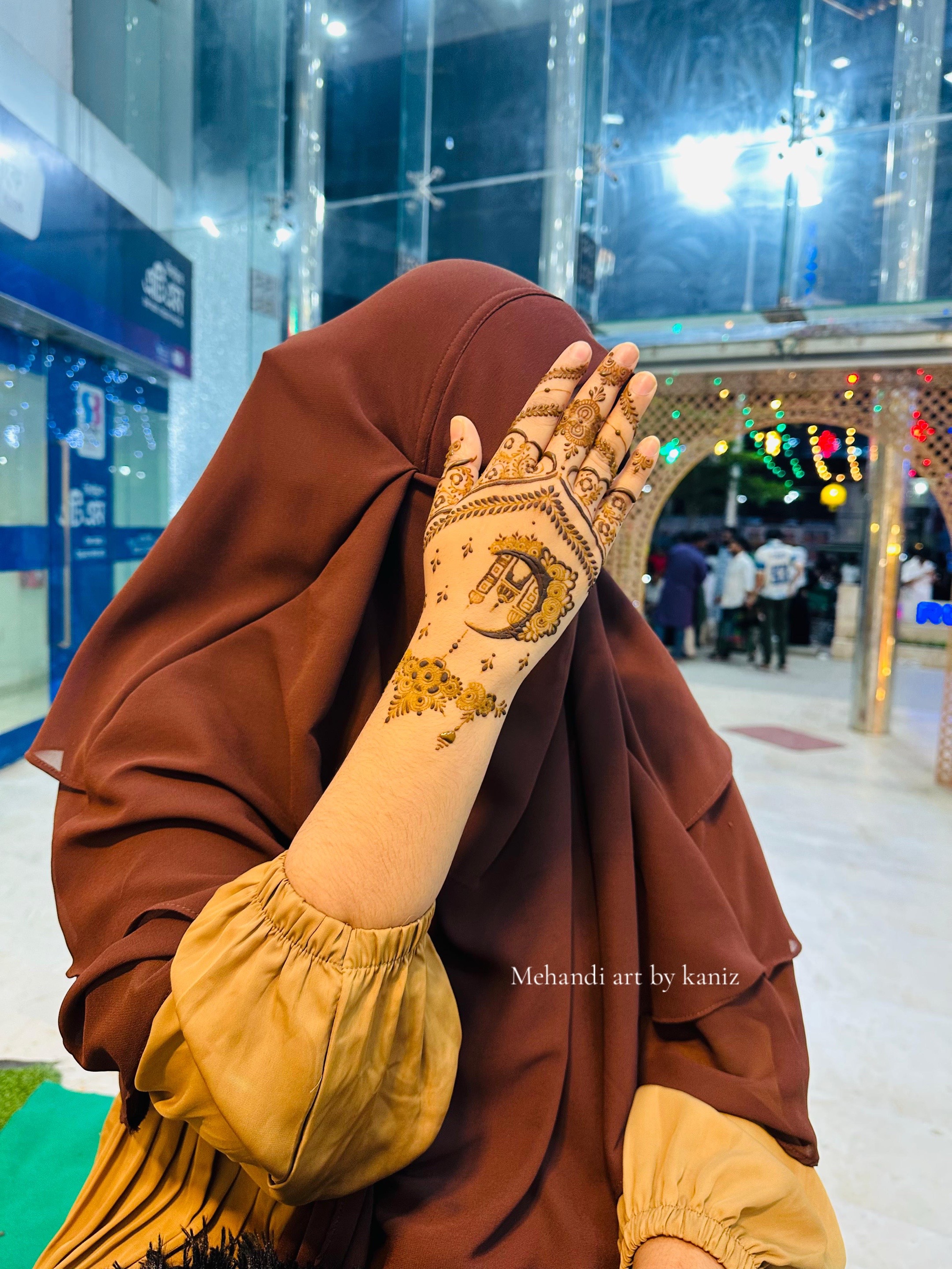 @Mehandi art by kaniz