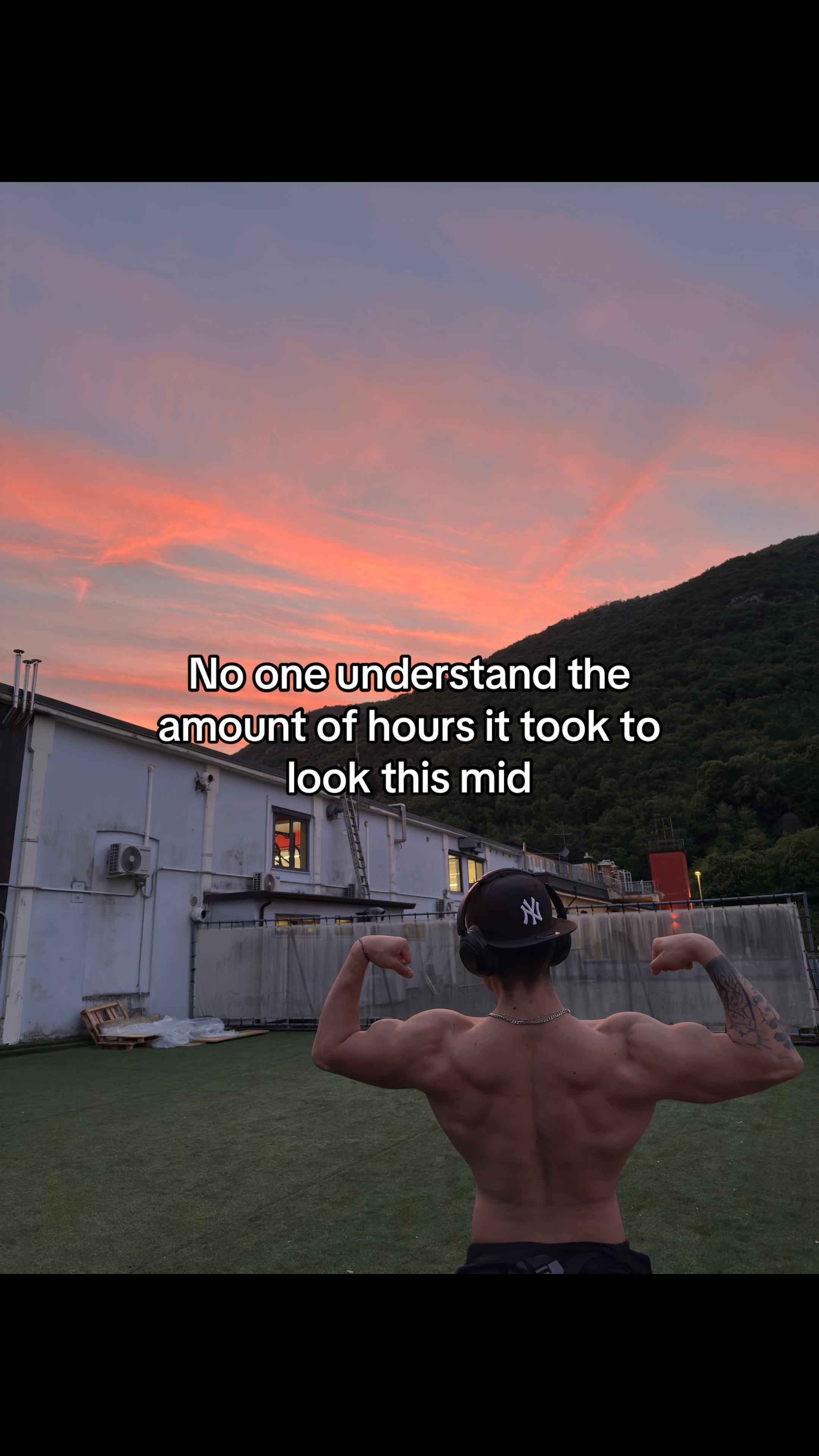 @Ovi𖣂