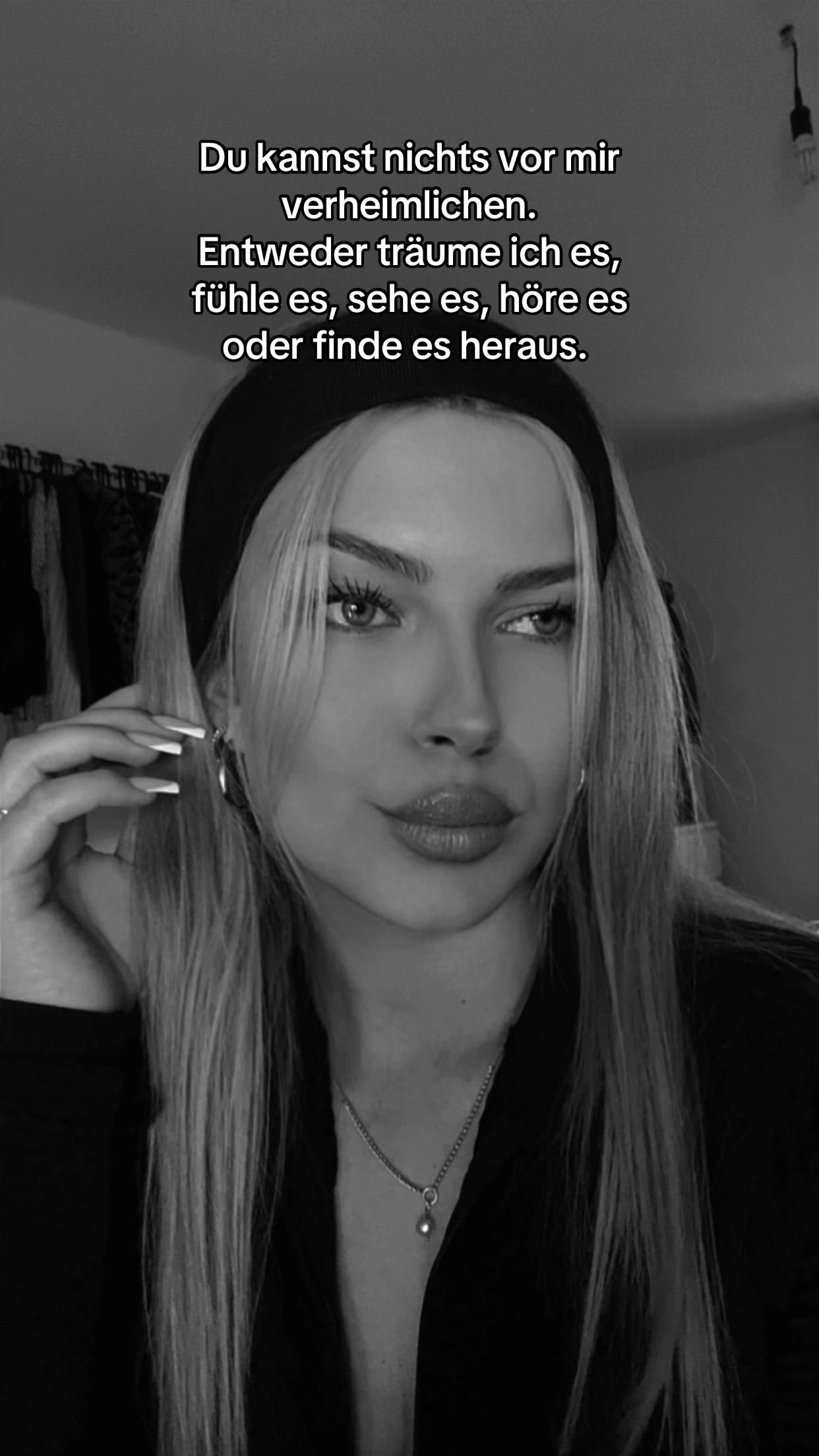 @Nika👑