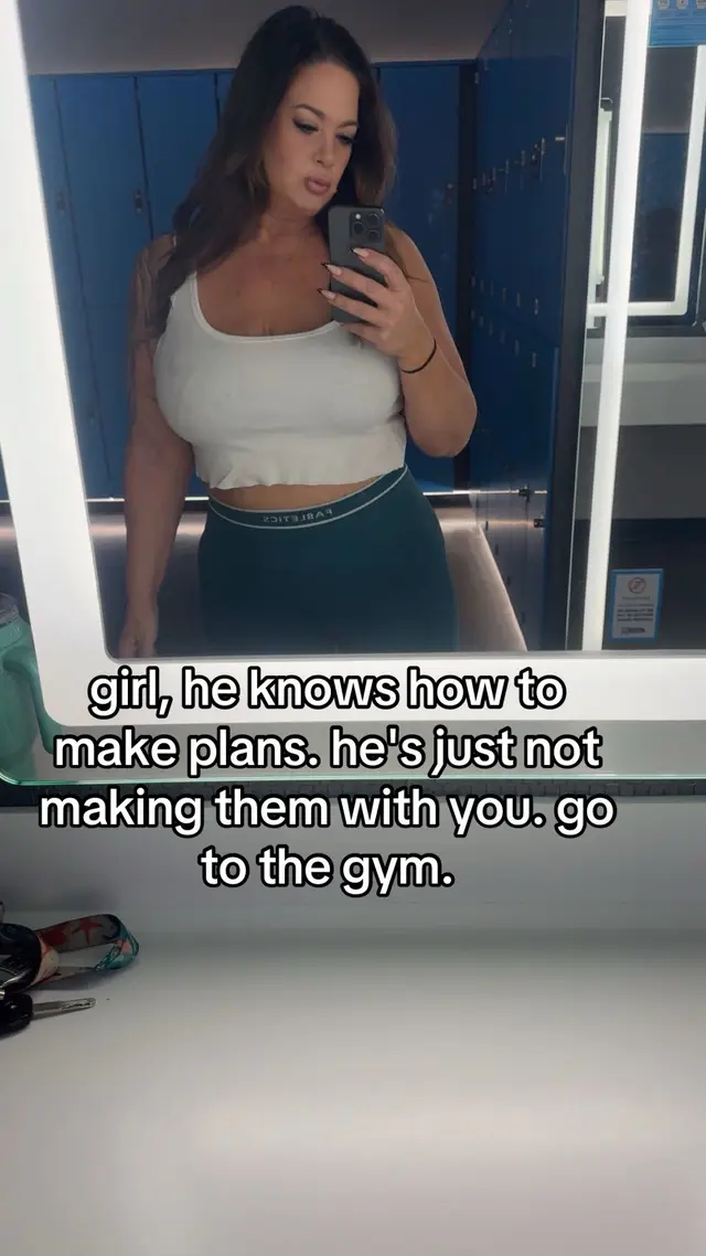 @bombshellbabeaz