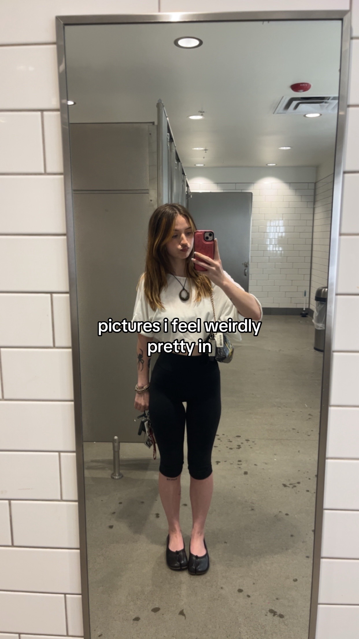 @f4wng1rl